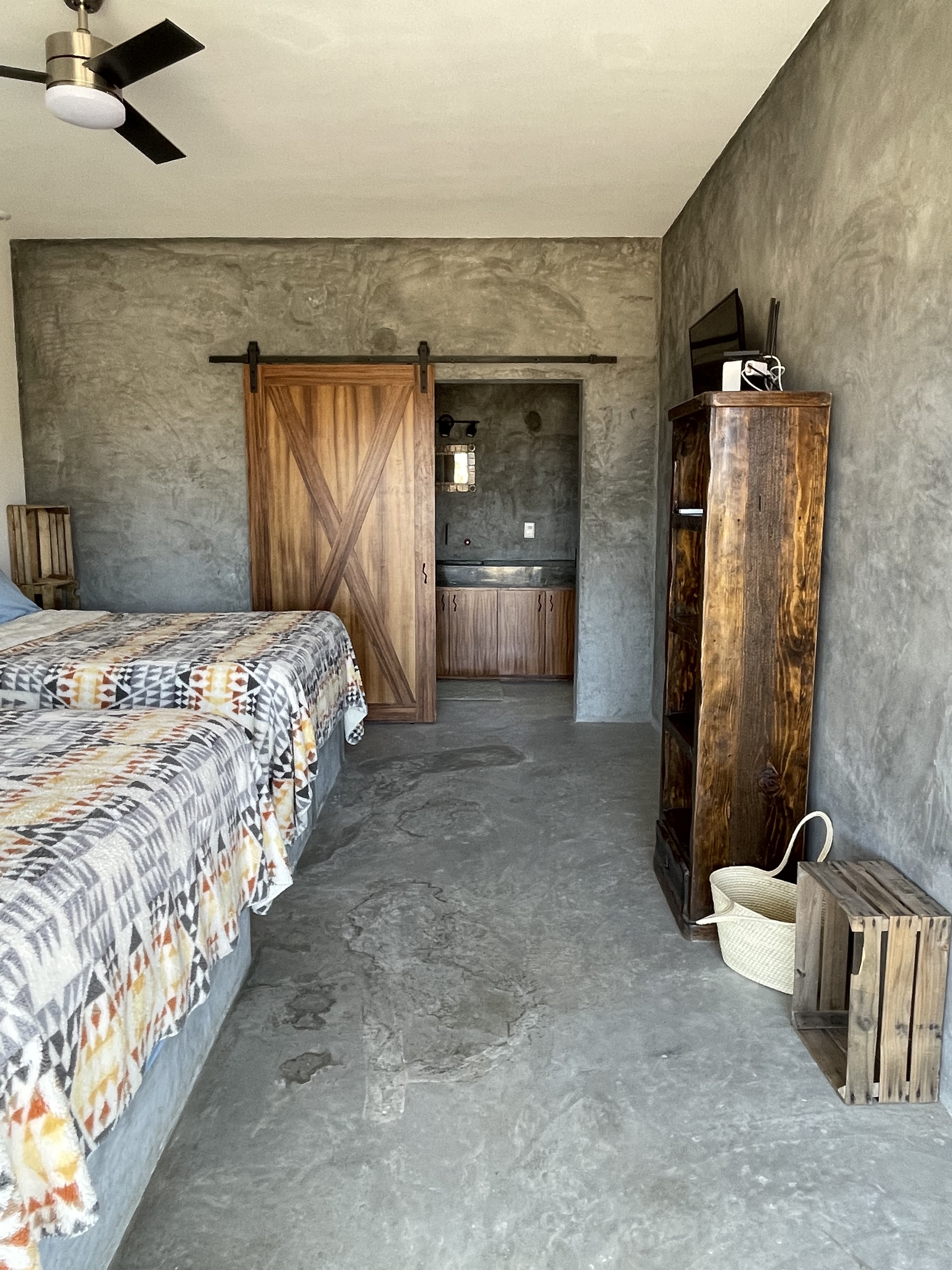 Sleeps 6! Presidential Villa-2min Walk to Beach!
