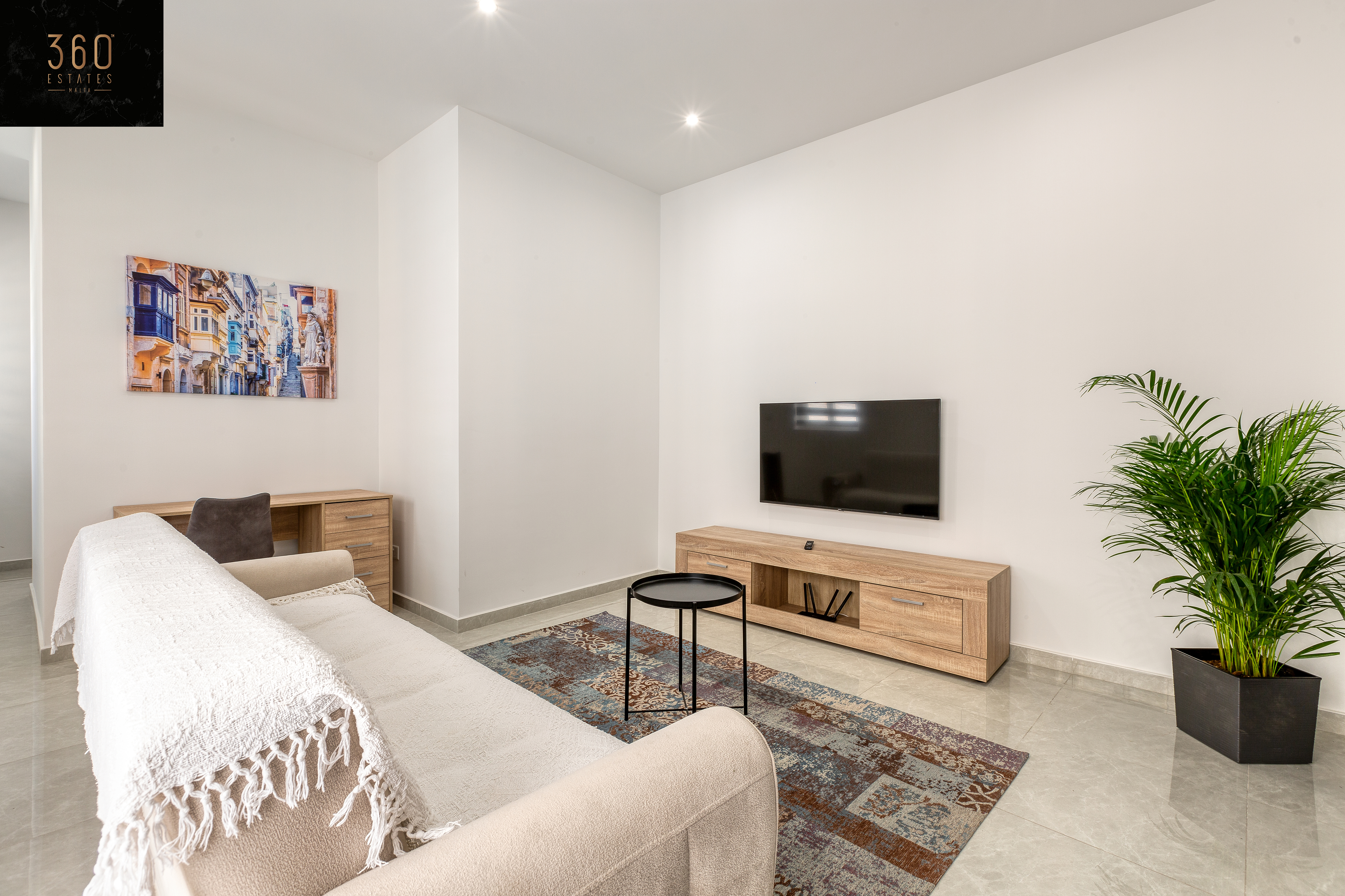 Stylish & Modern 1 BR Duplex APT in St Julians