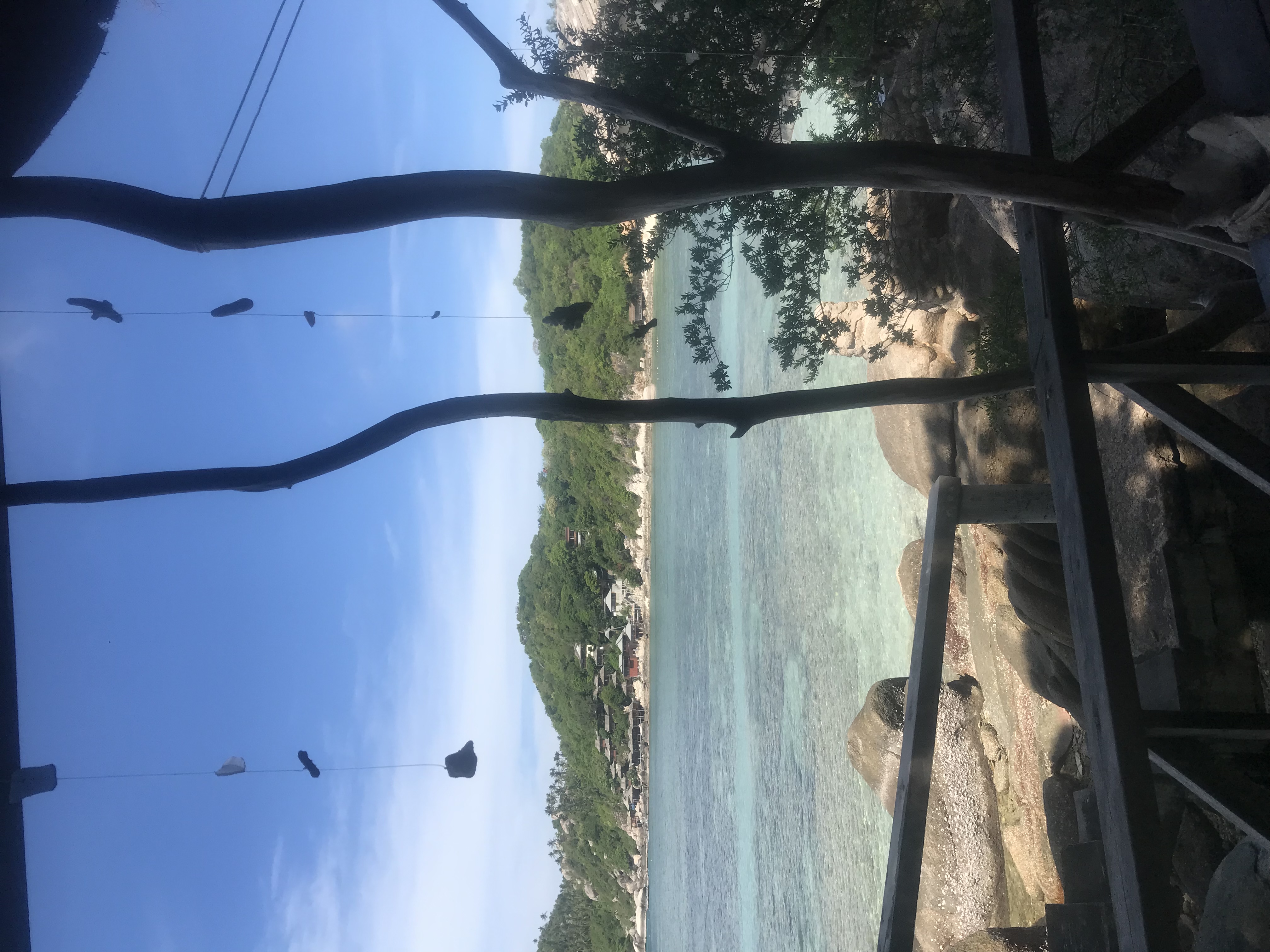 Rocky resort 03