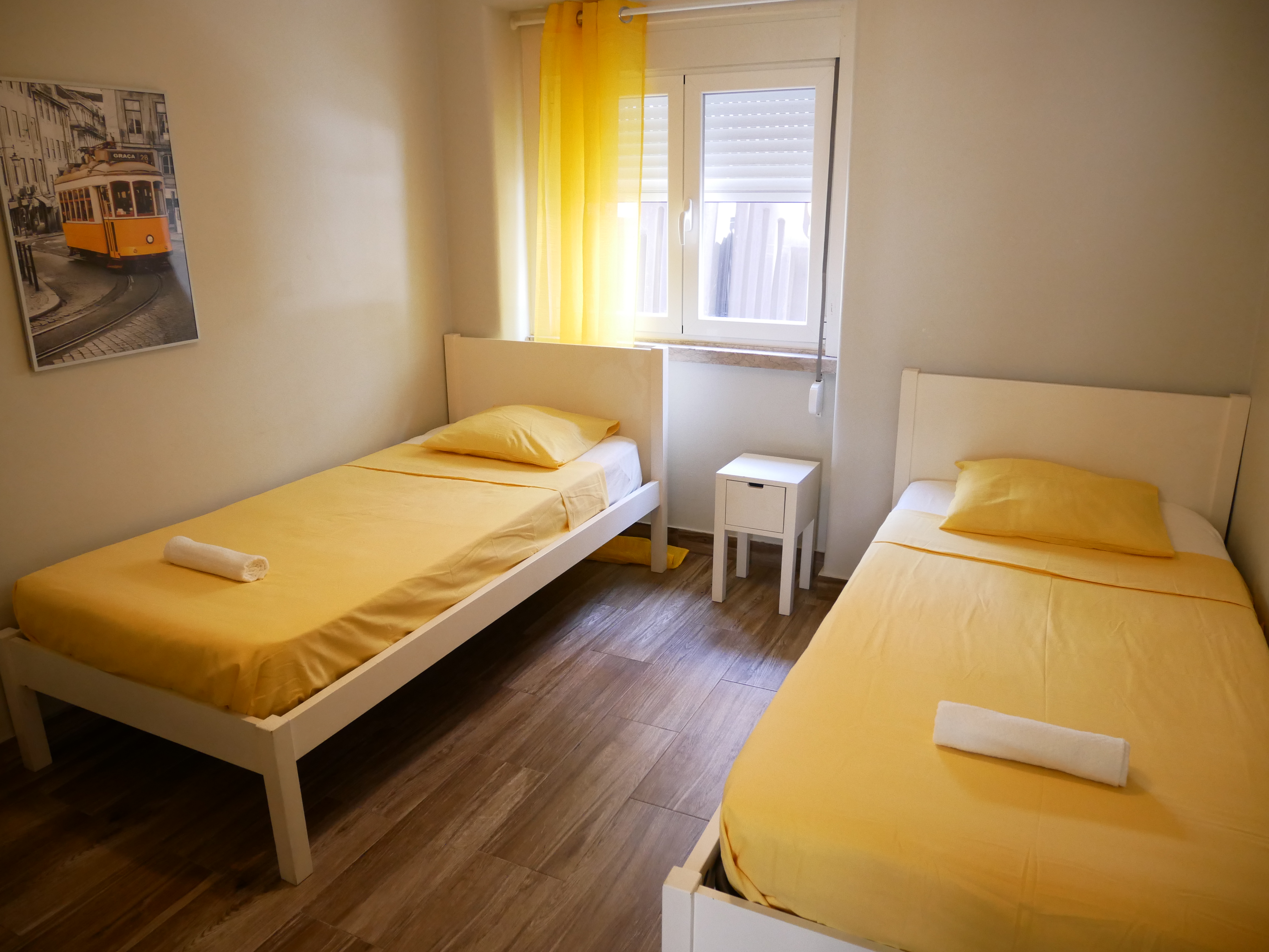 L&A - Airport Room • 5 min Metro • Tejo