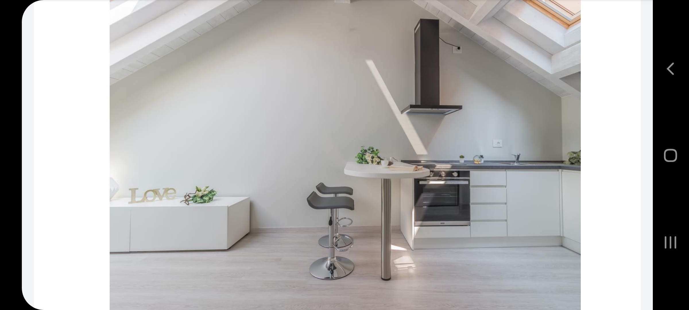 New two-room apartment in the historic center, 50 meters from the lake