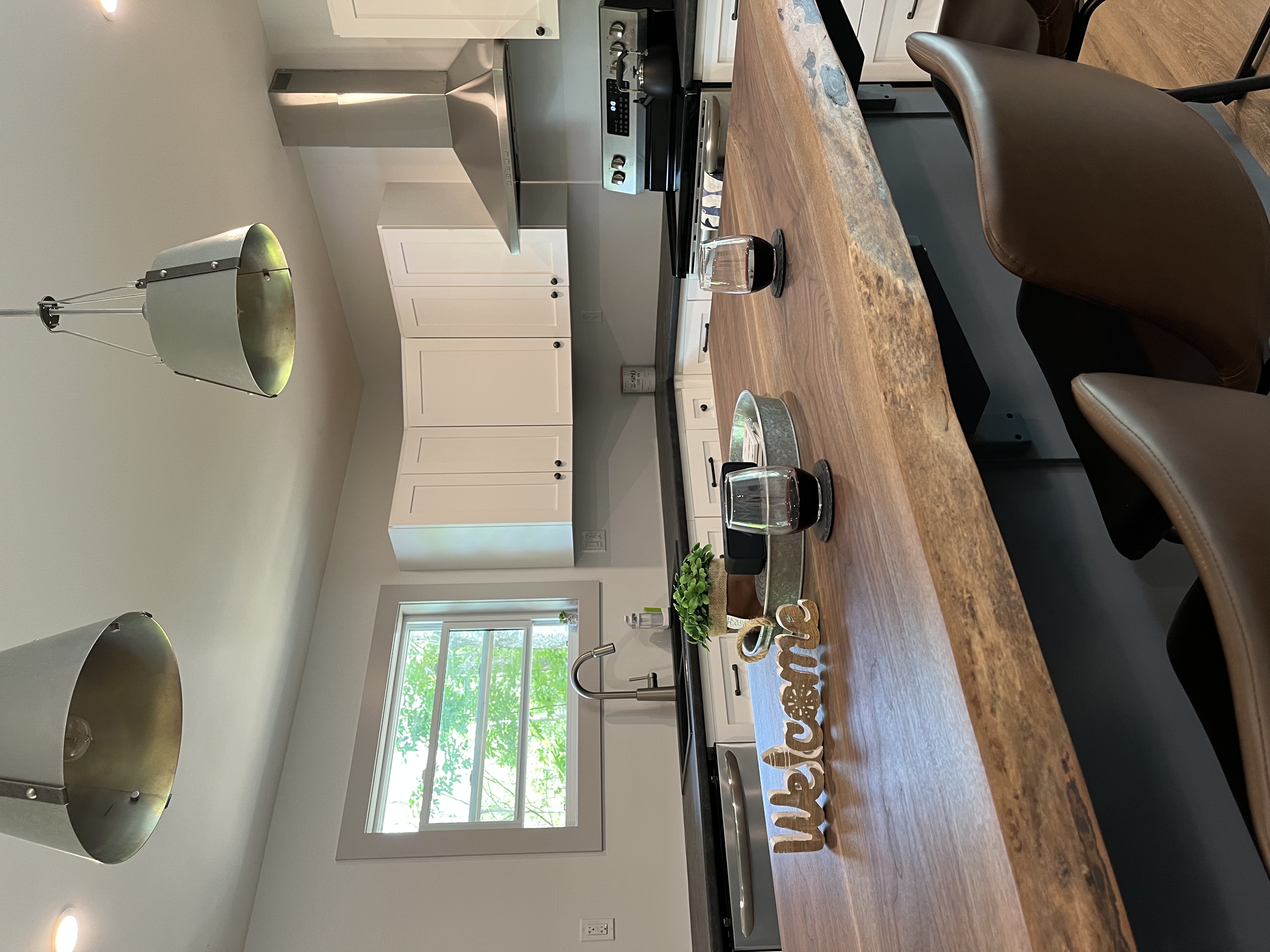 Cedar Springs Guesthouse, Oliphant: dog friendly