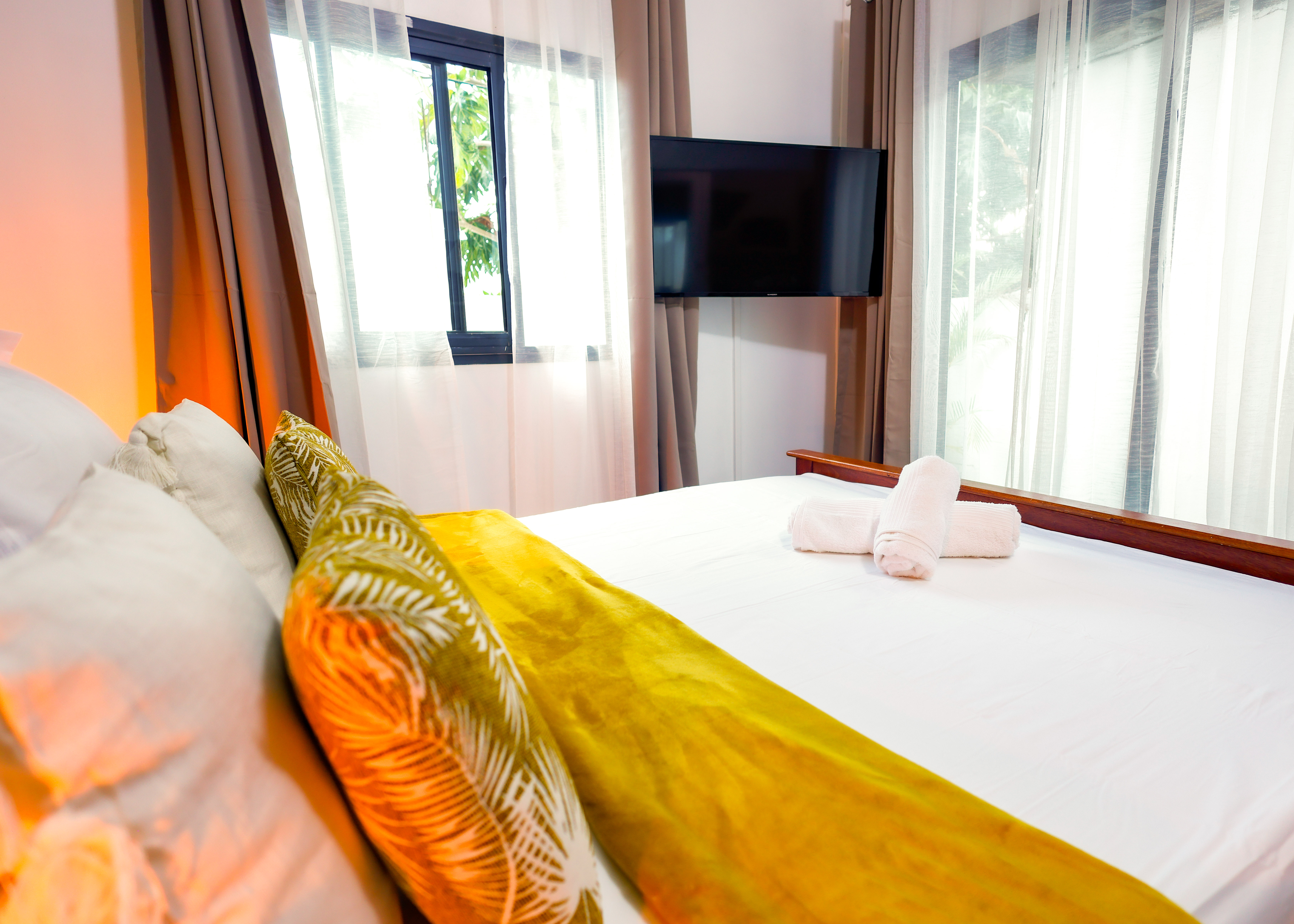 Great fully-equipped studio