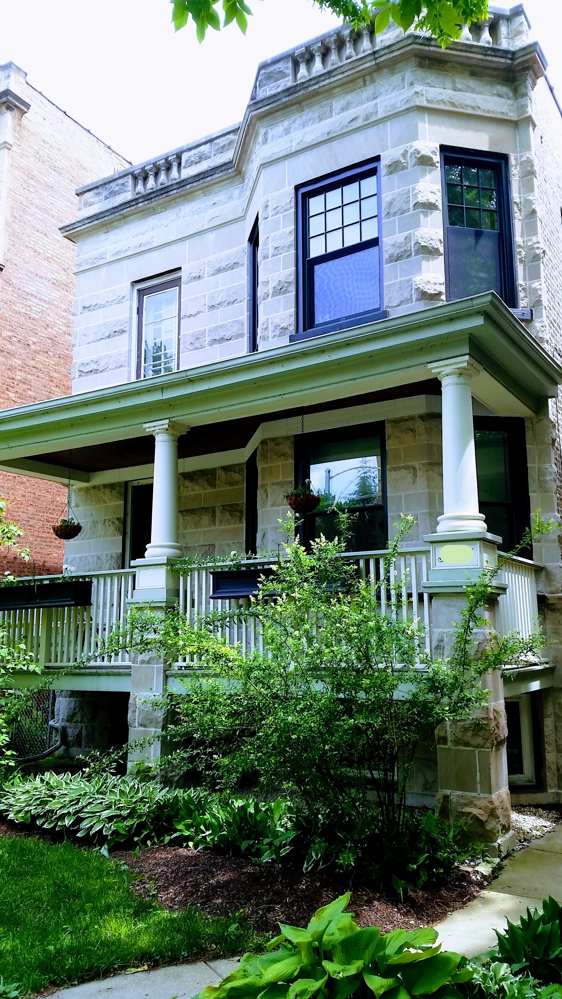 Comfy Garden Suite in Andersonville in Edgewater, Chicago