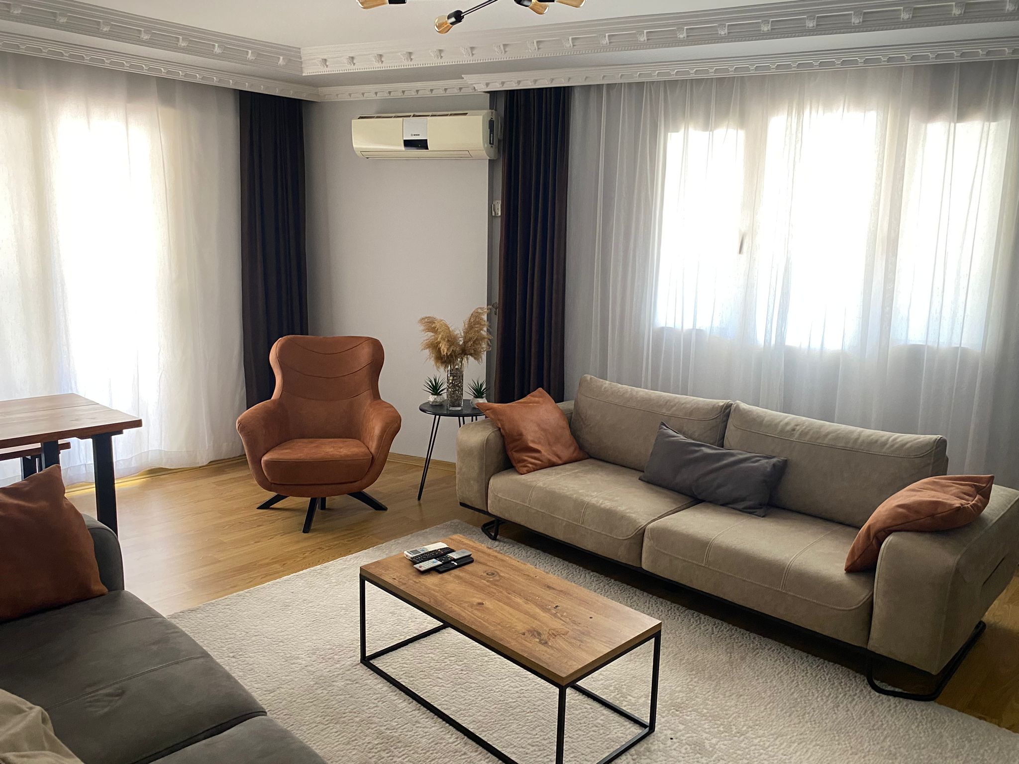 Close to everywhere and transportation in Bucada