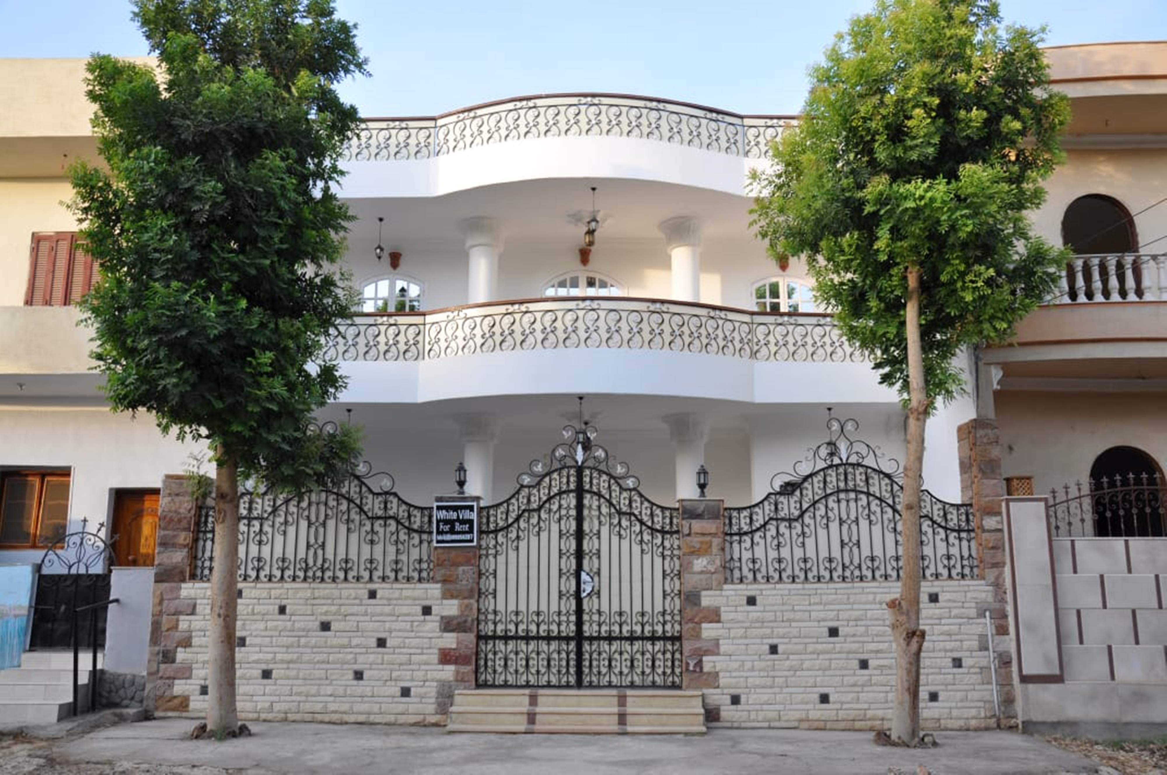 White Villa 2