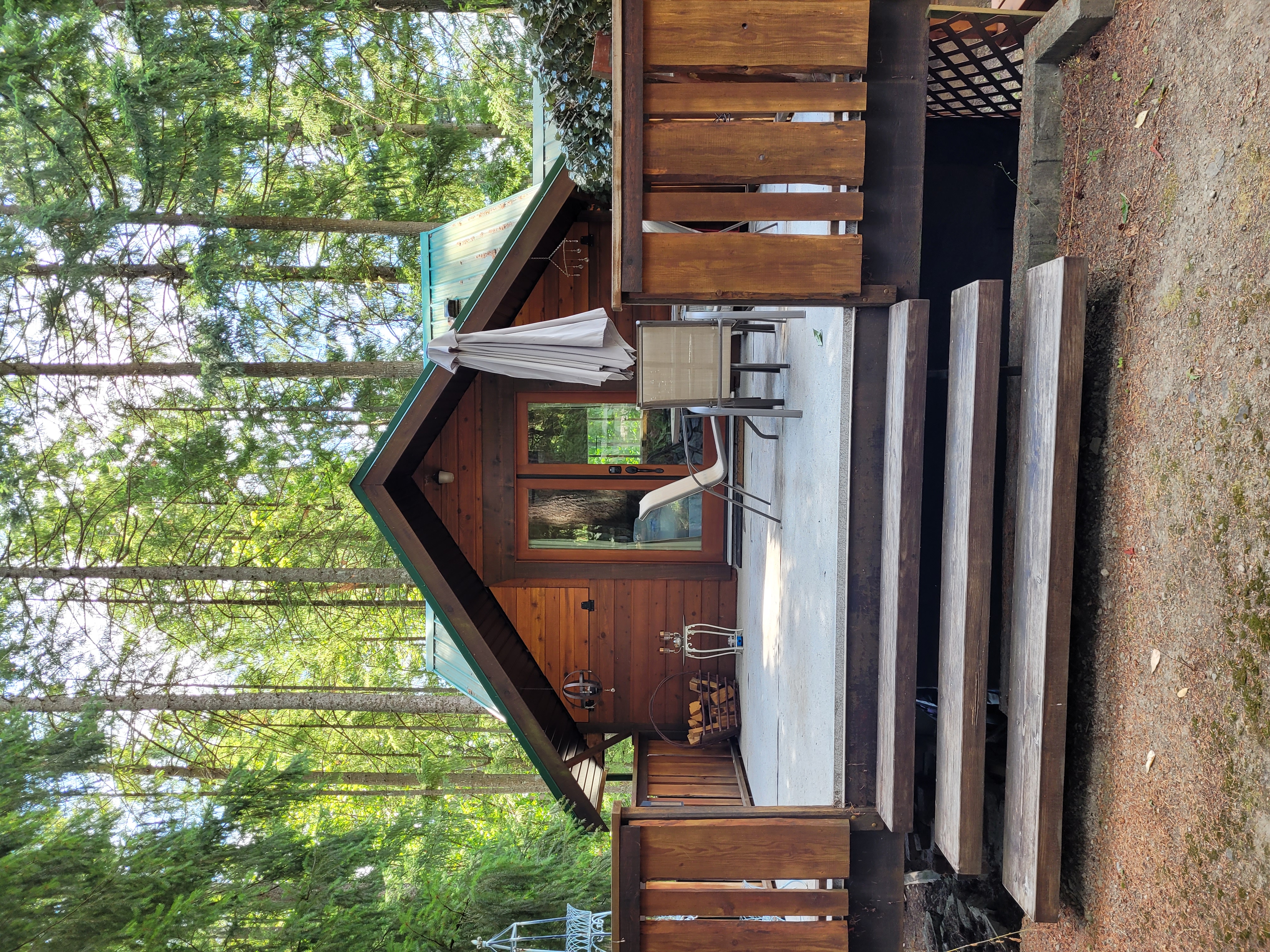 Cedar Road Treehouse