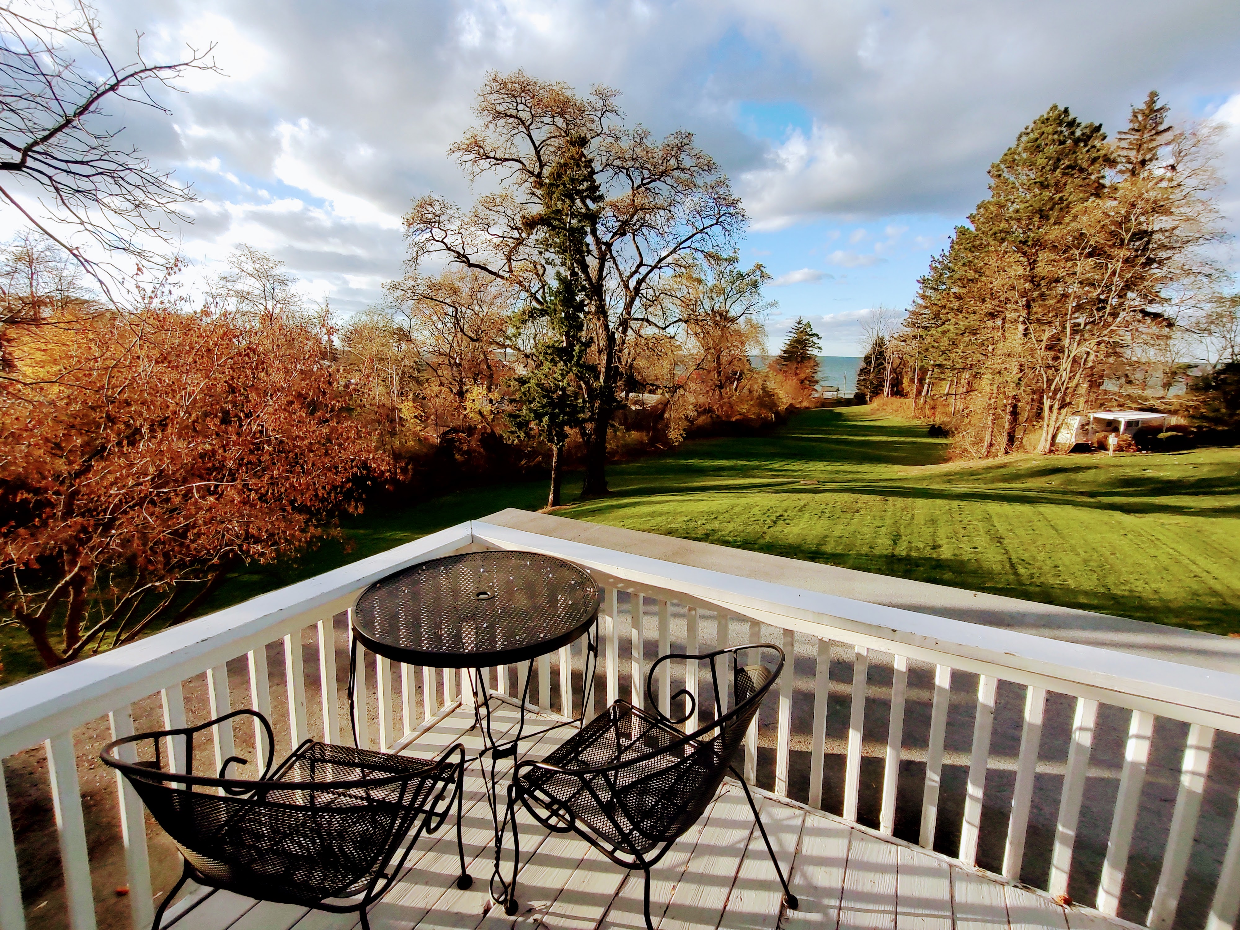 Cottage 15 with Spectacular Lake Erie View!