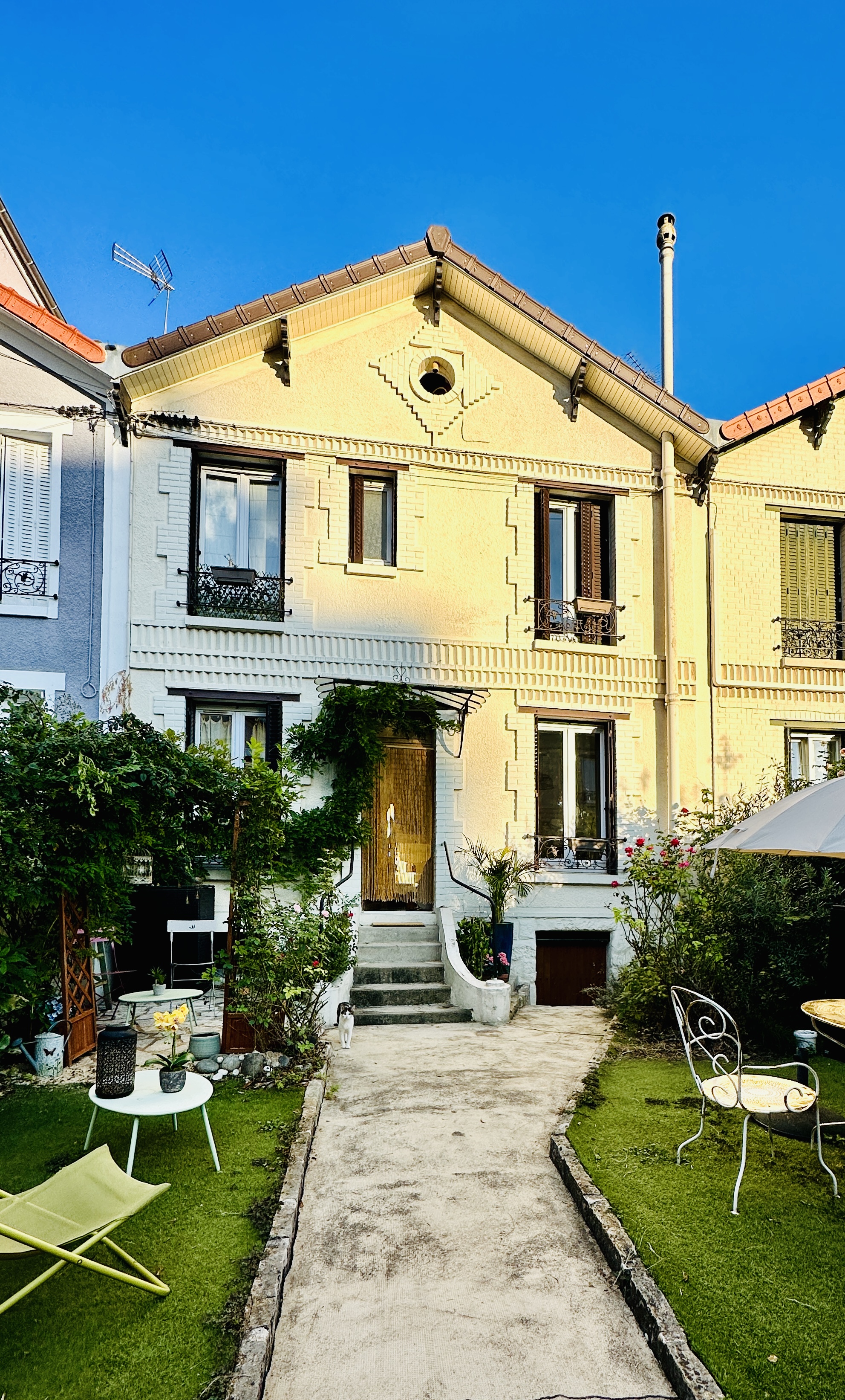 Charming house 15 min from Paris