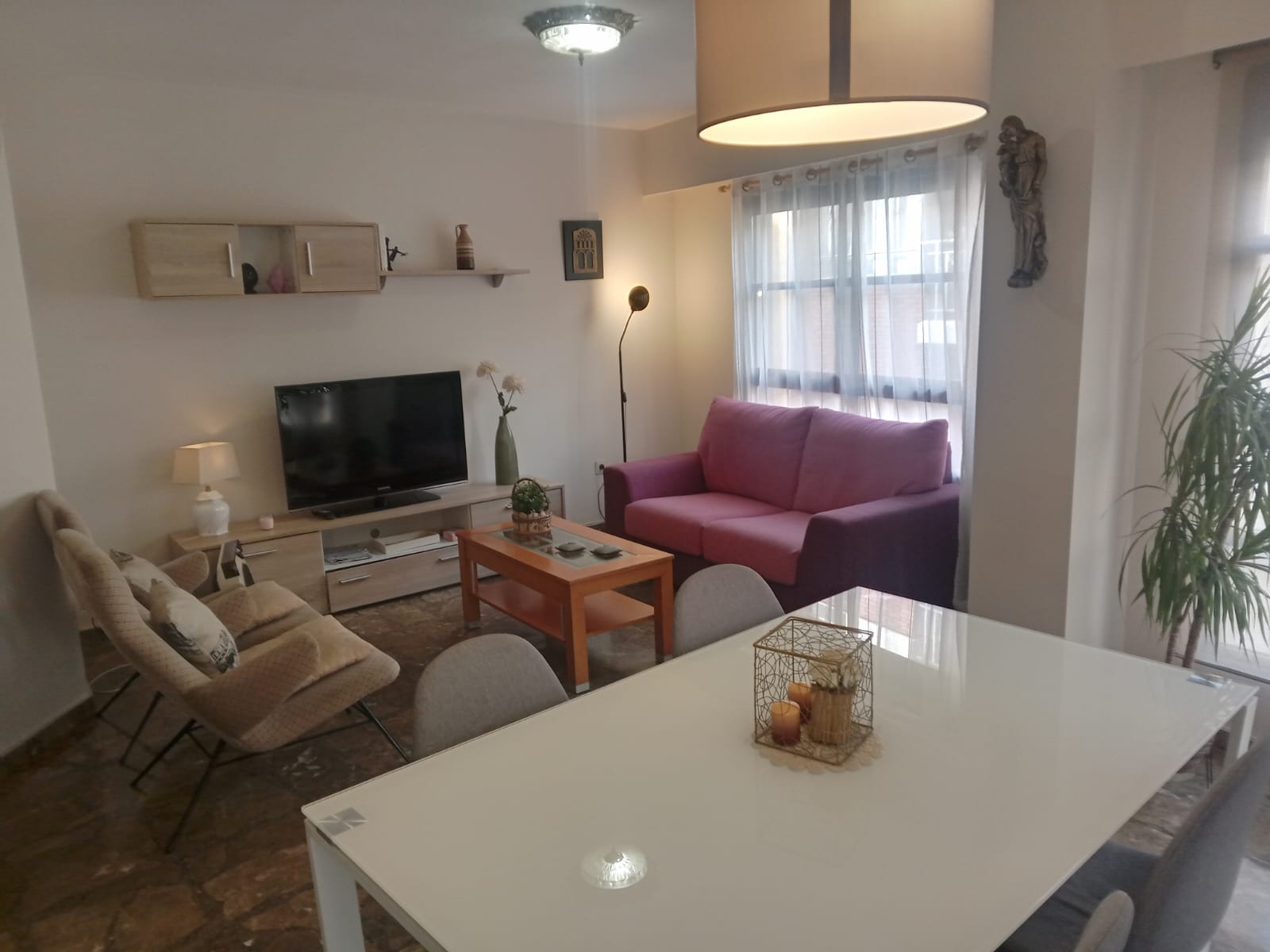 Bright apartment close to everything