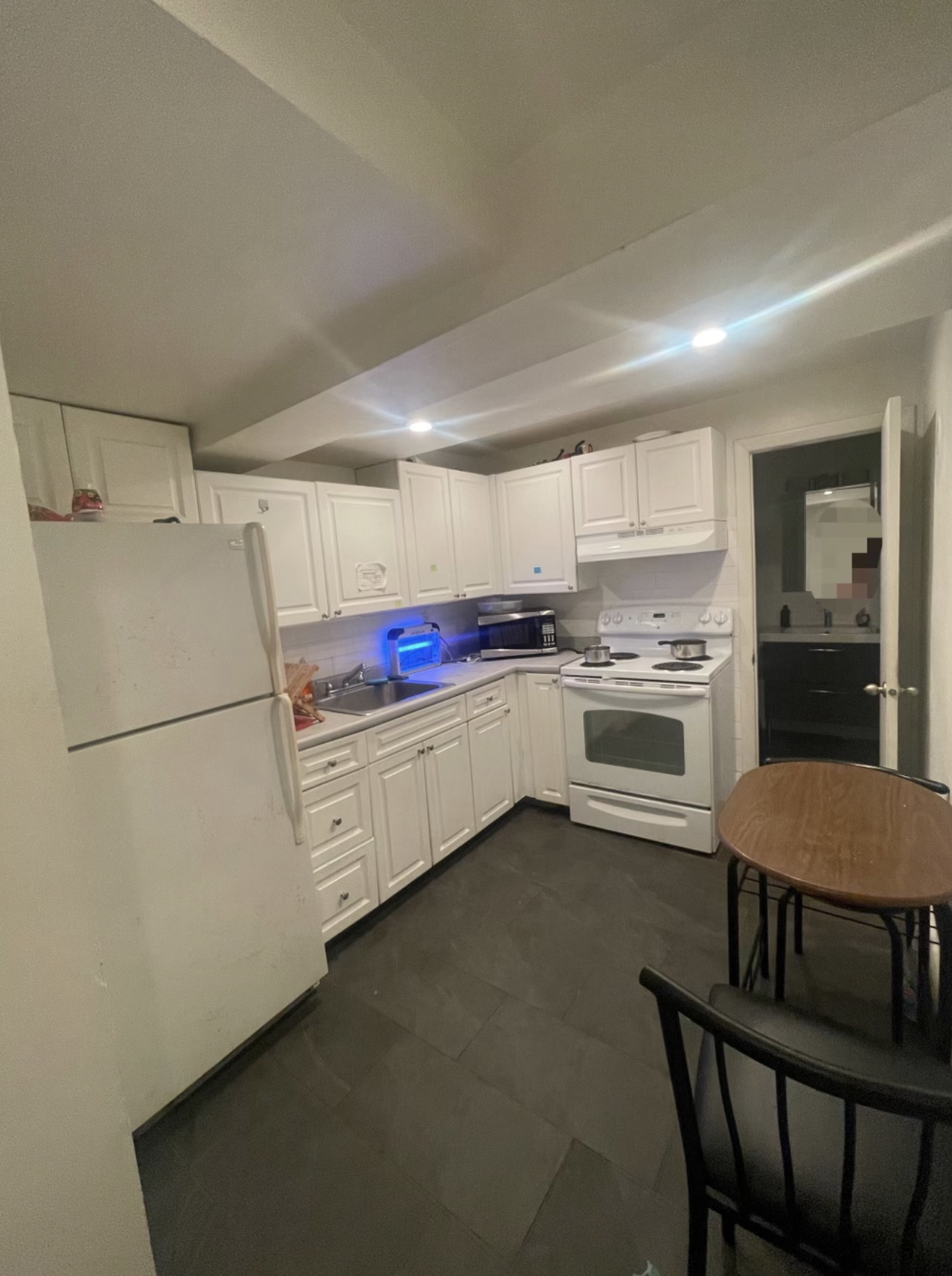 AL/R1 Convenient Sunny Room Boston in Allston, Boston