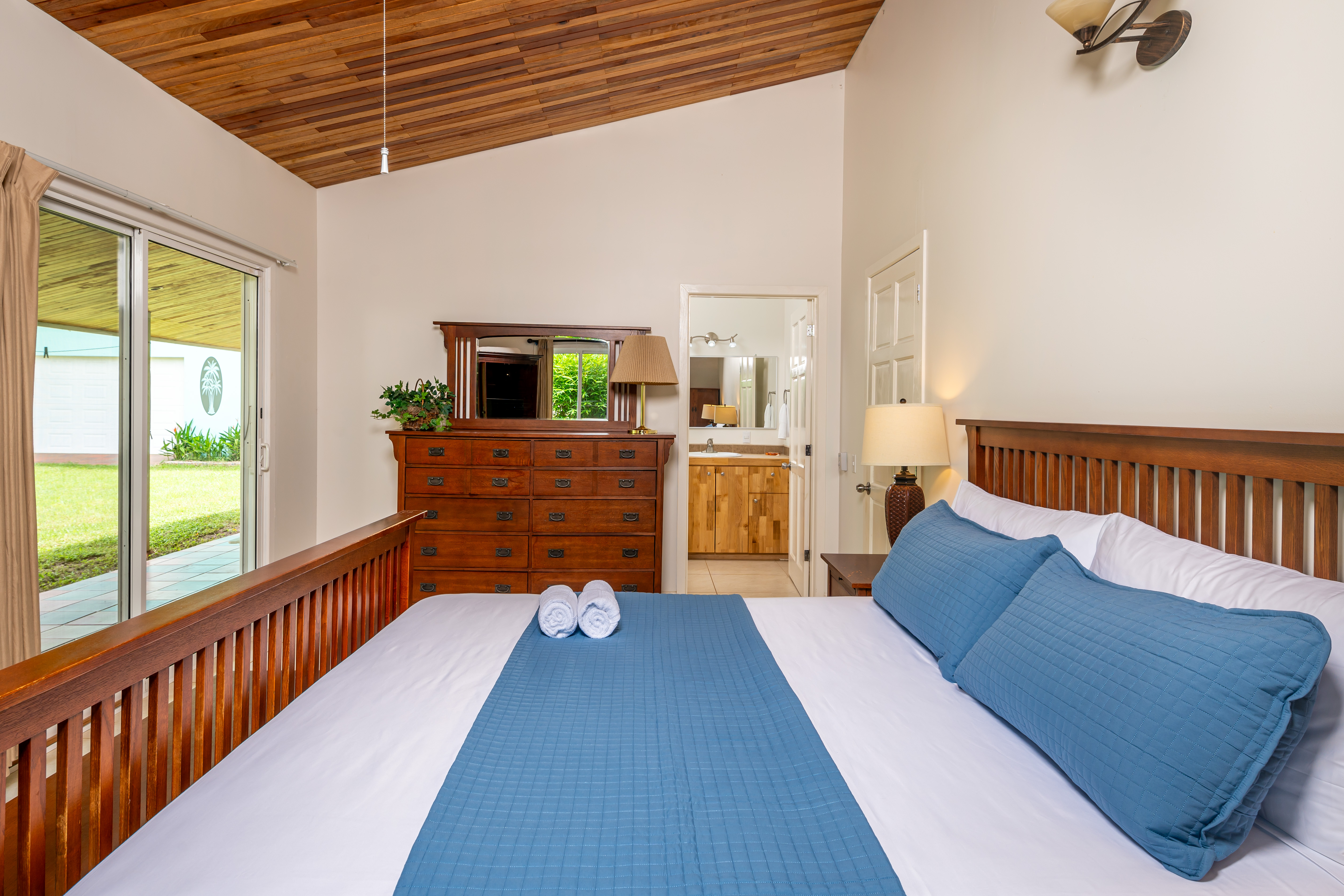 3Br 2bath Villa-Pool access Pazifico Villas