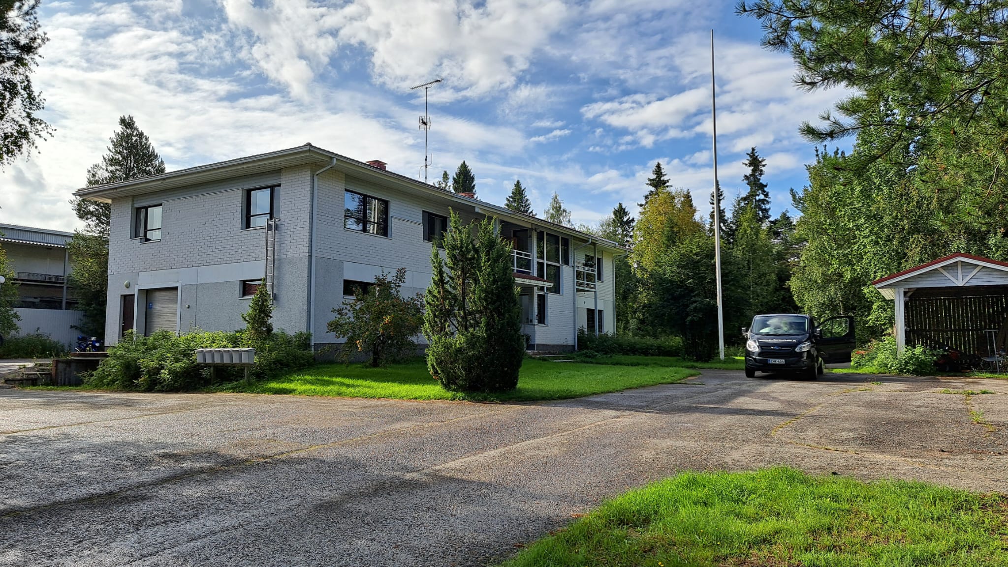 Nice 52m2 apartment with amenities.