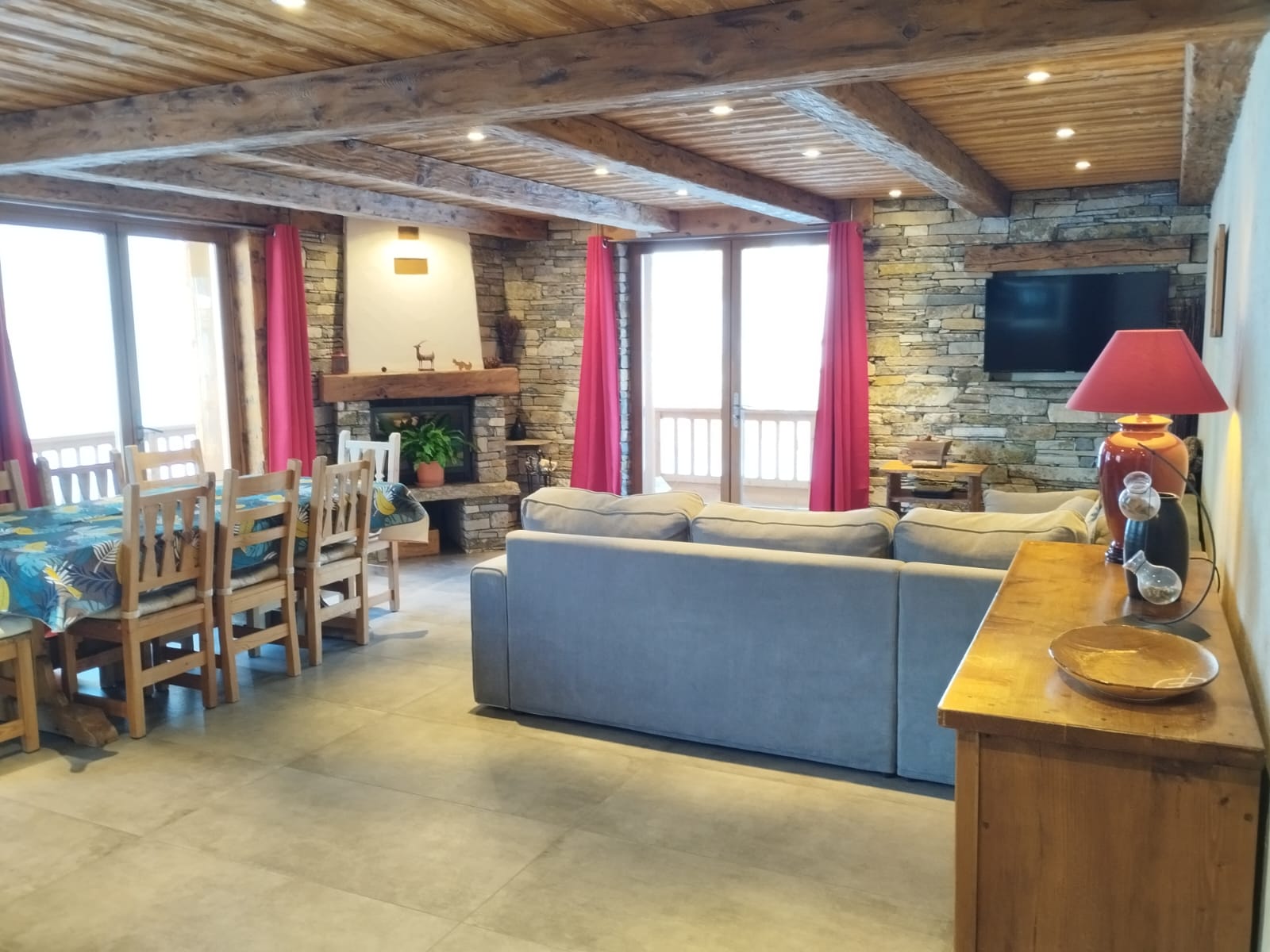 Very nice modern apartment in Val d 'Isere