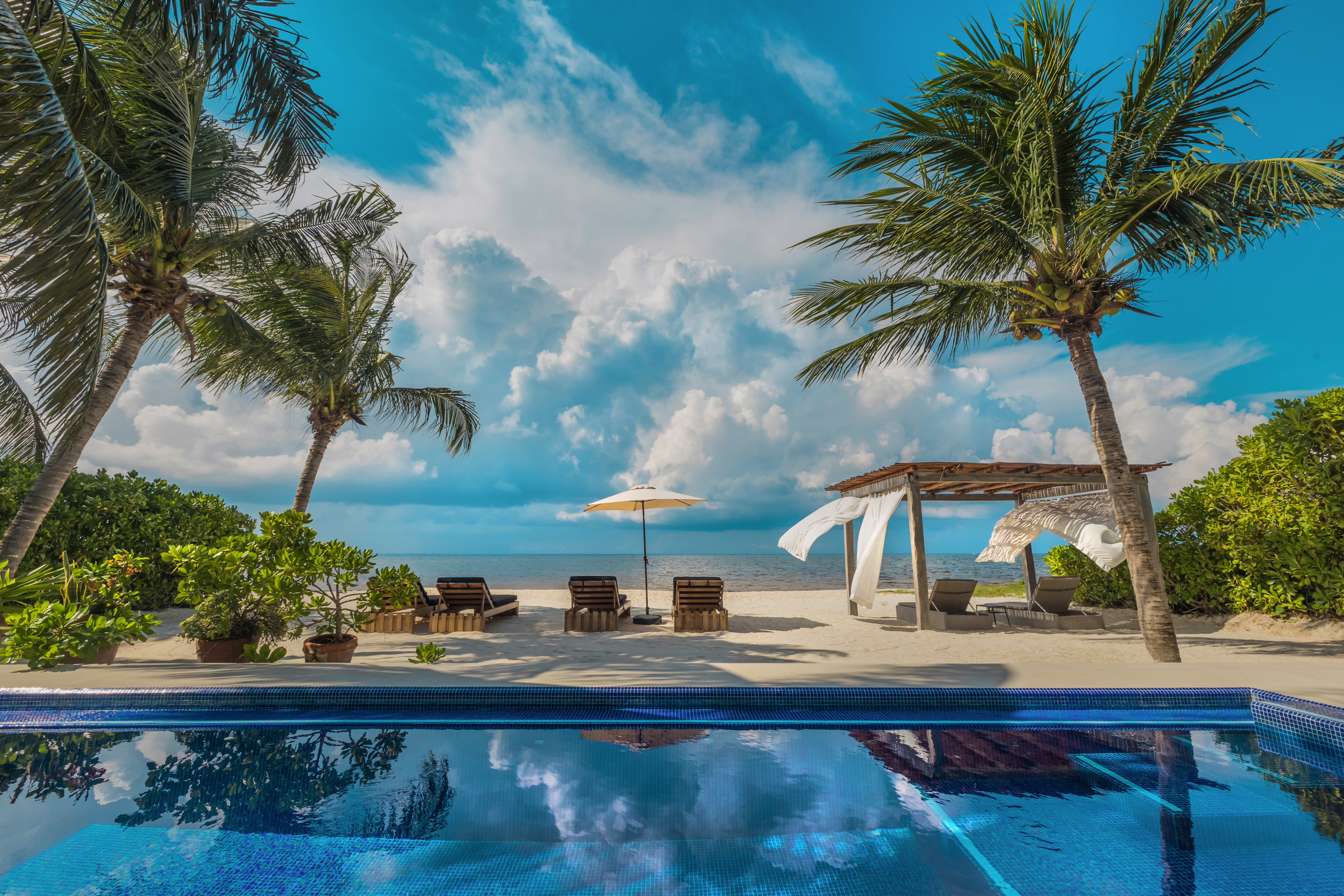 Villa Del Sol a true Luxurious Beachfront haven