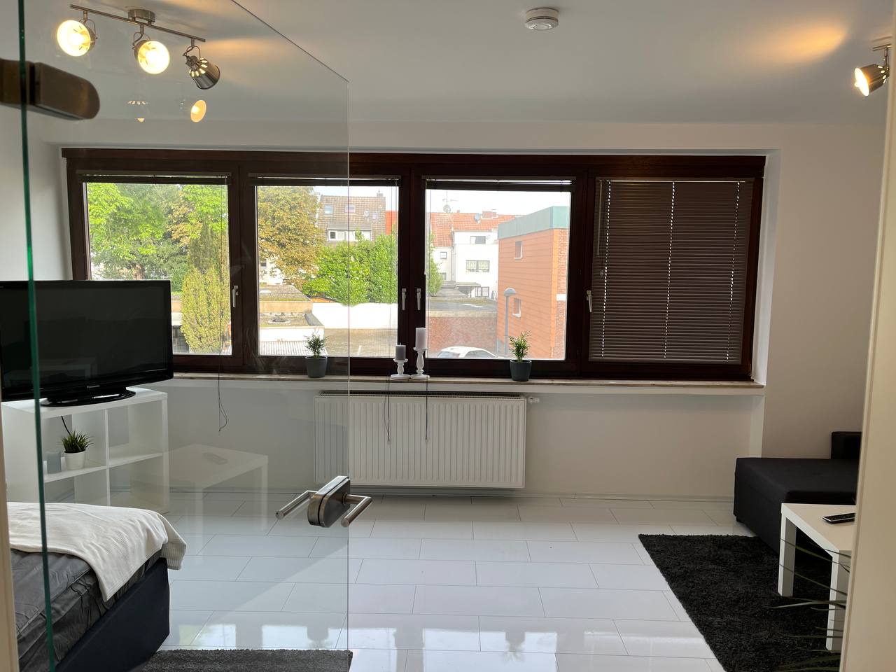 Modern 1 room apartment