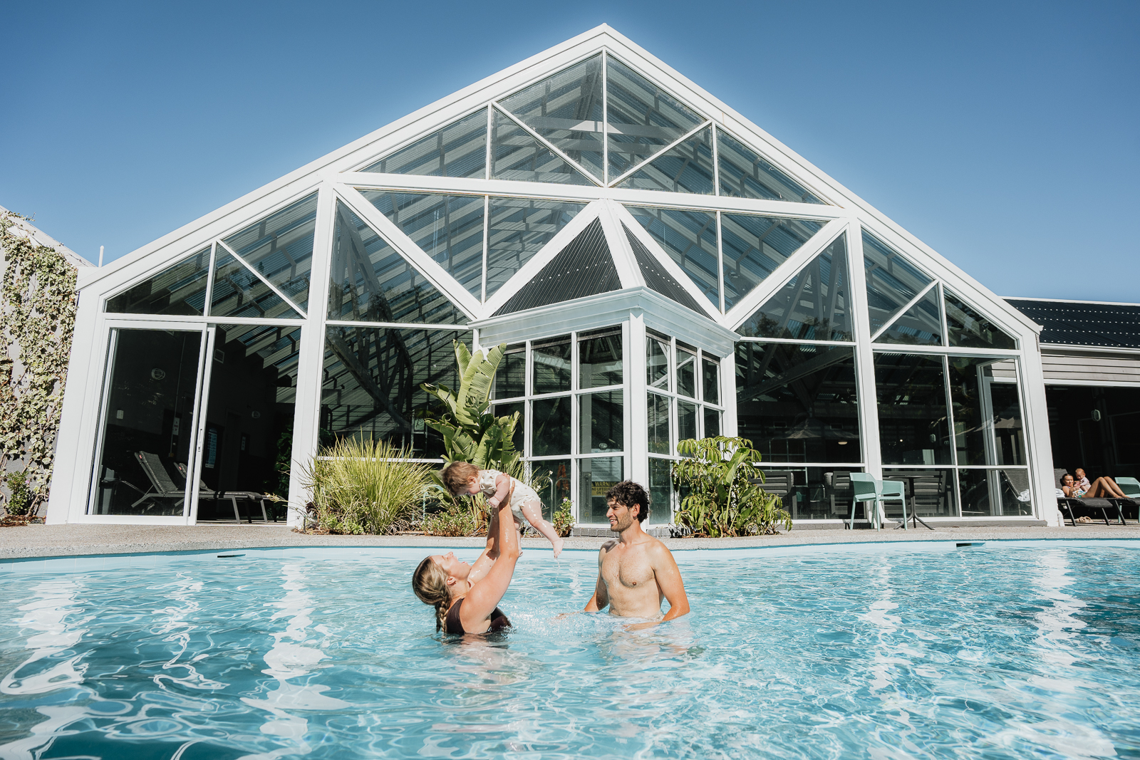 Sandblu: Beachfront Villa with Resort Facilities