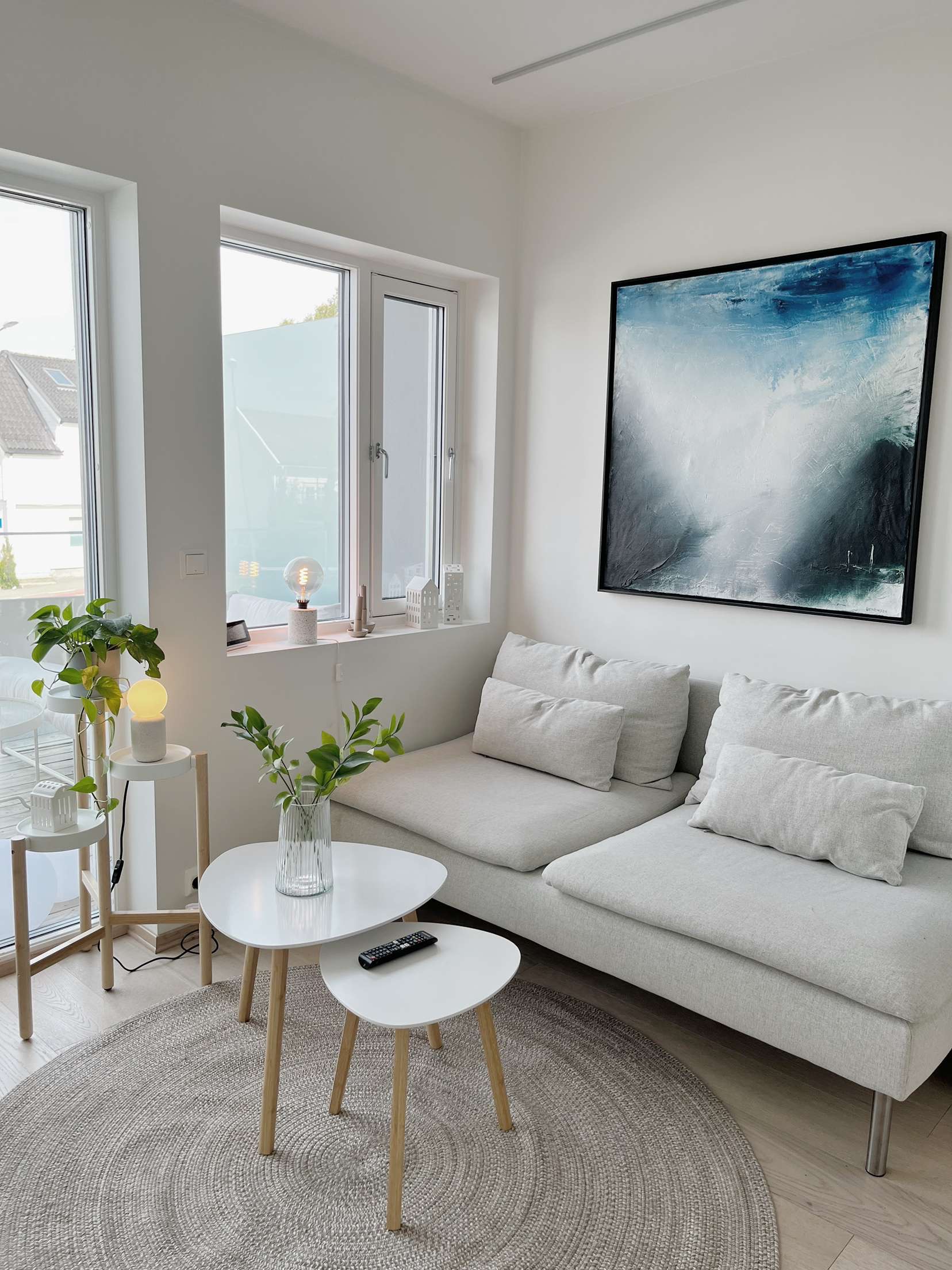Bright and modern apartment