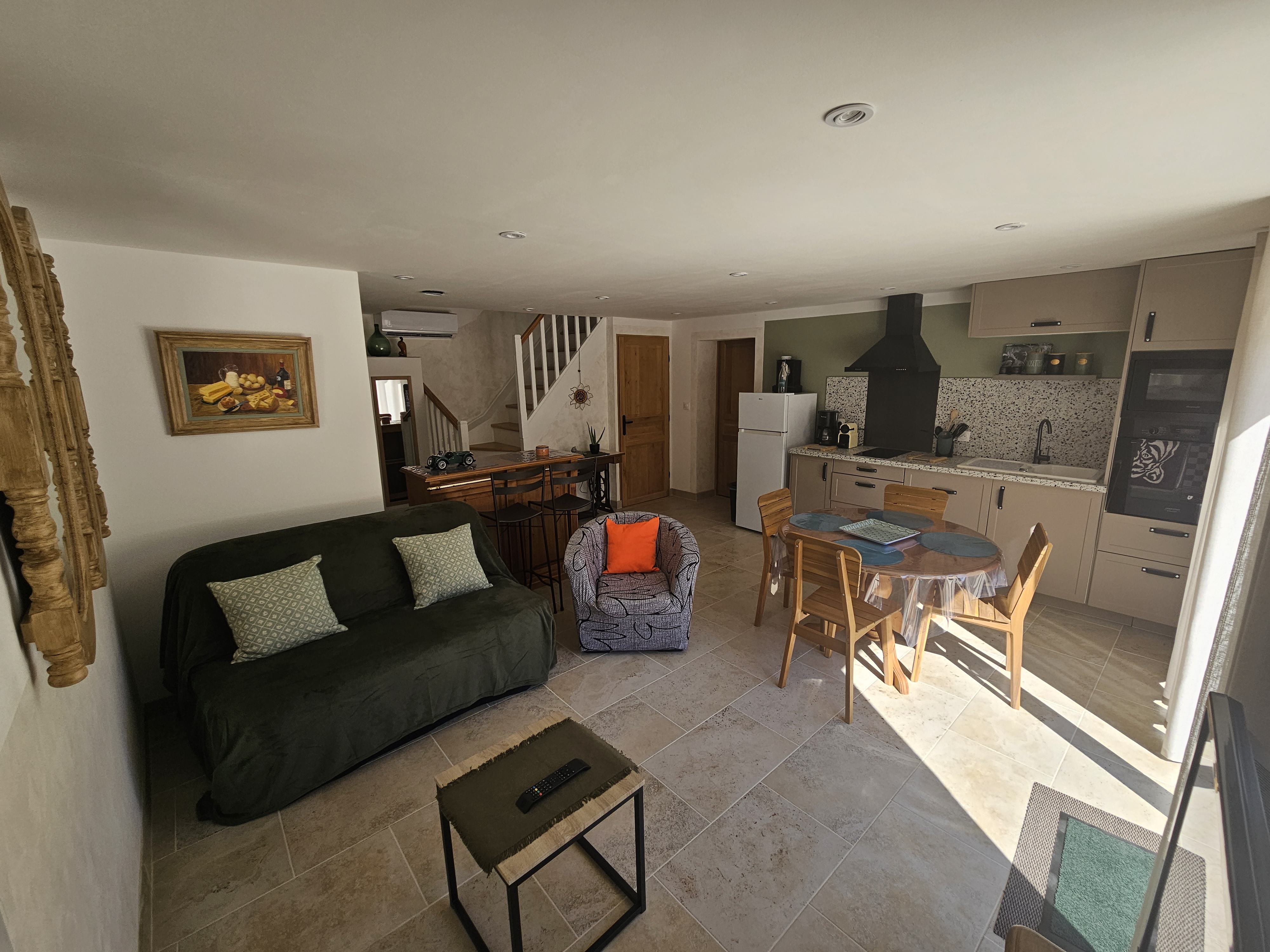 Apartment of olive trees