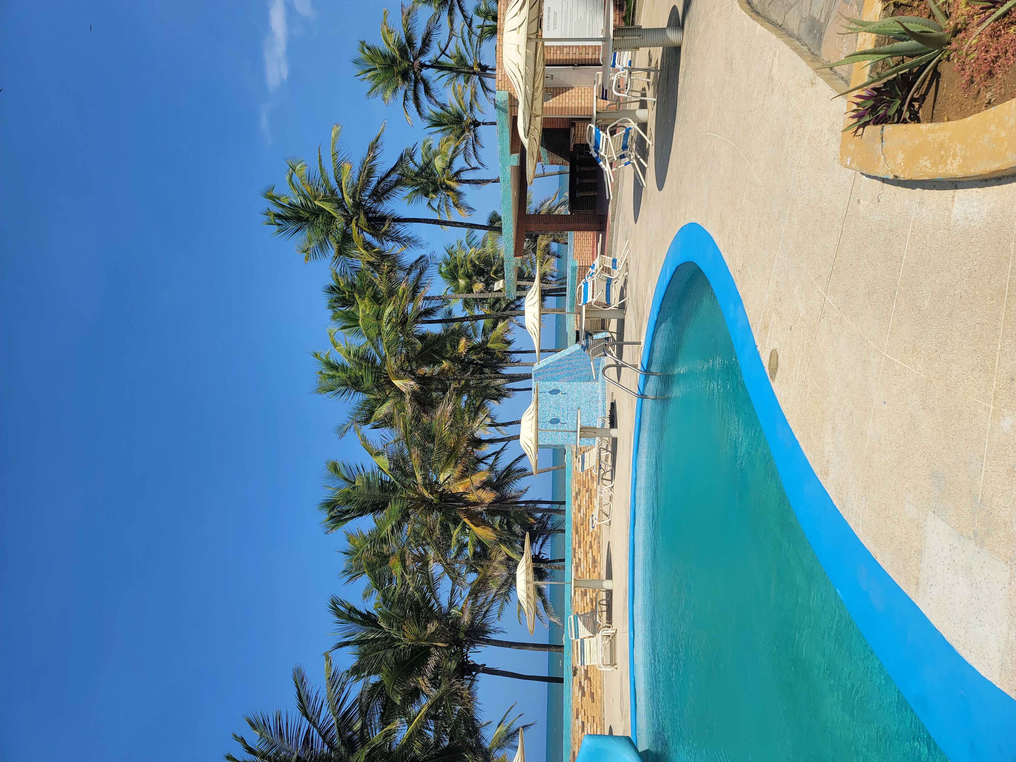 Suitable oceanfront in Tucacas