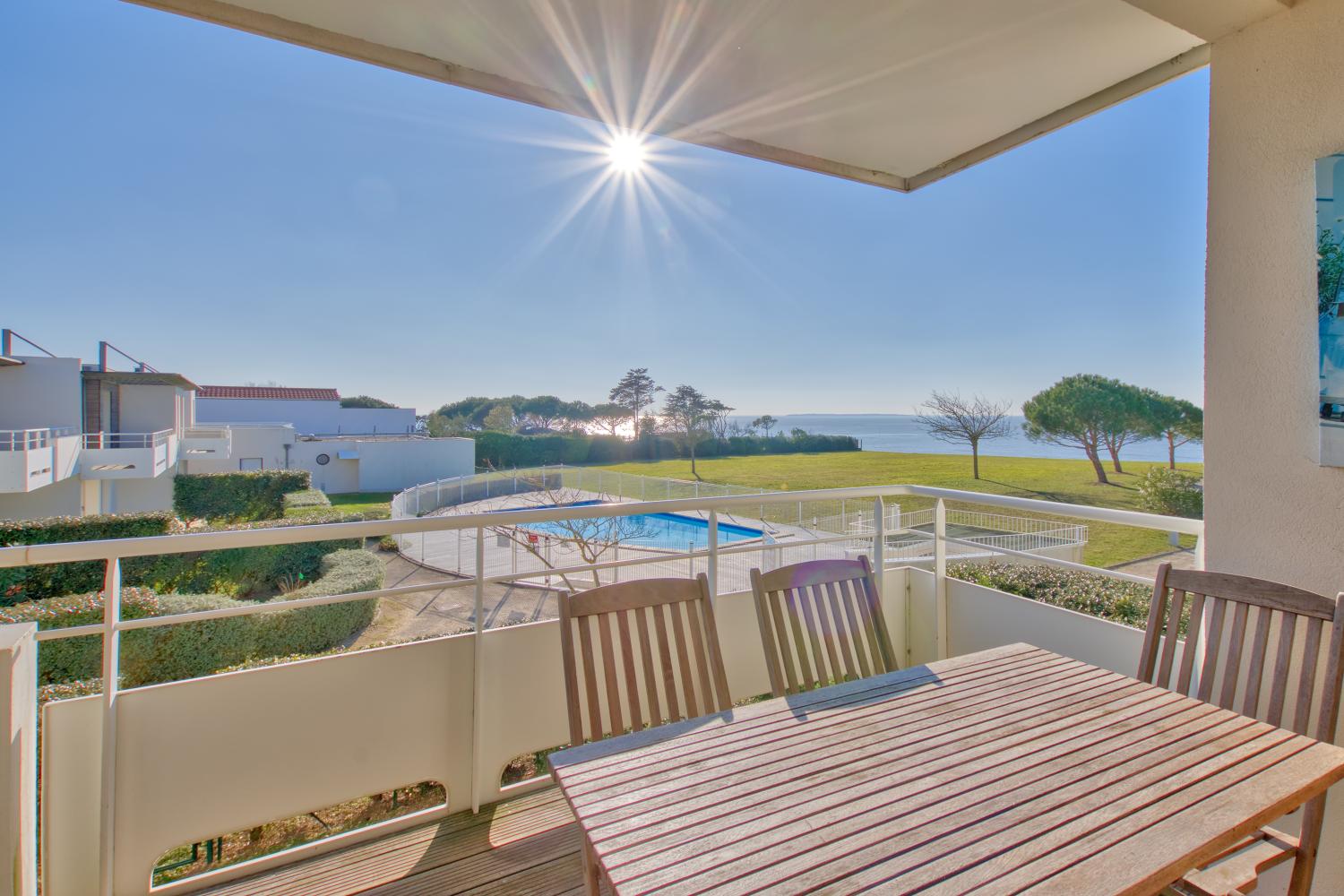 Beautiful apartment overlooking the islands and ocean-seaside-