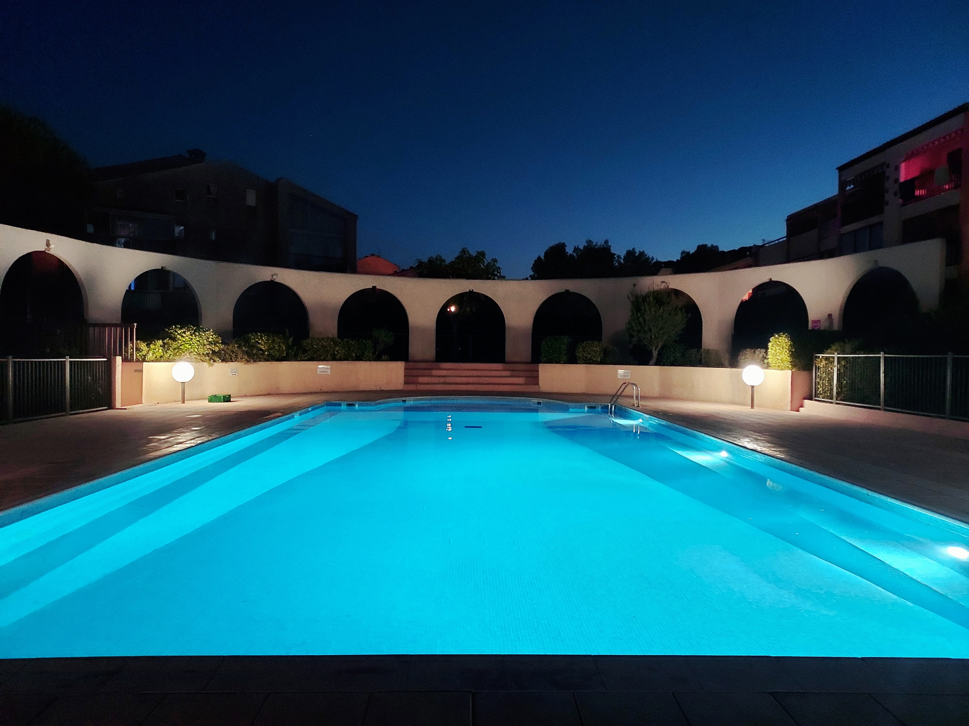 Studio Mezzanine Piscine à Giens