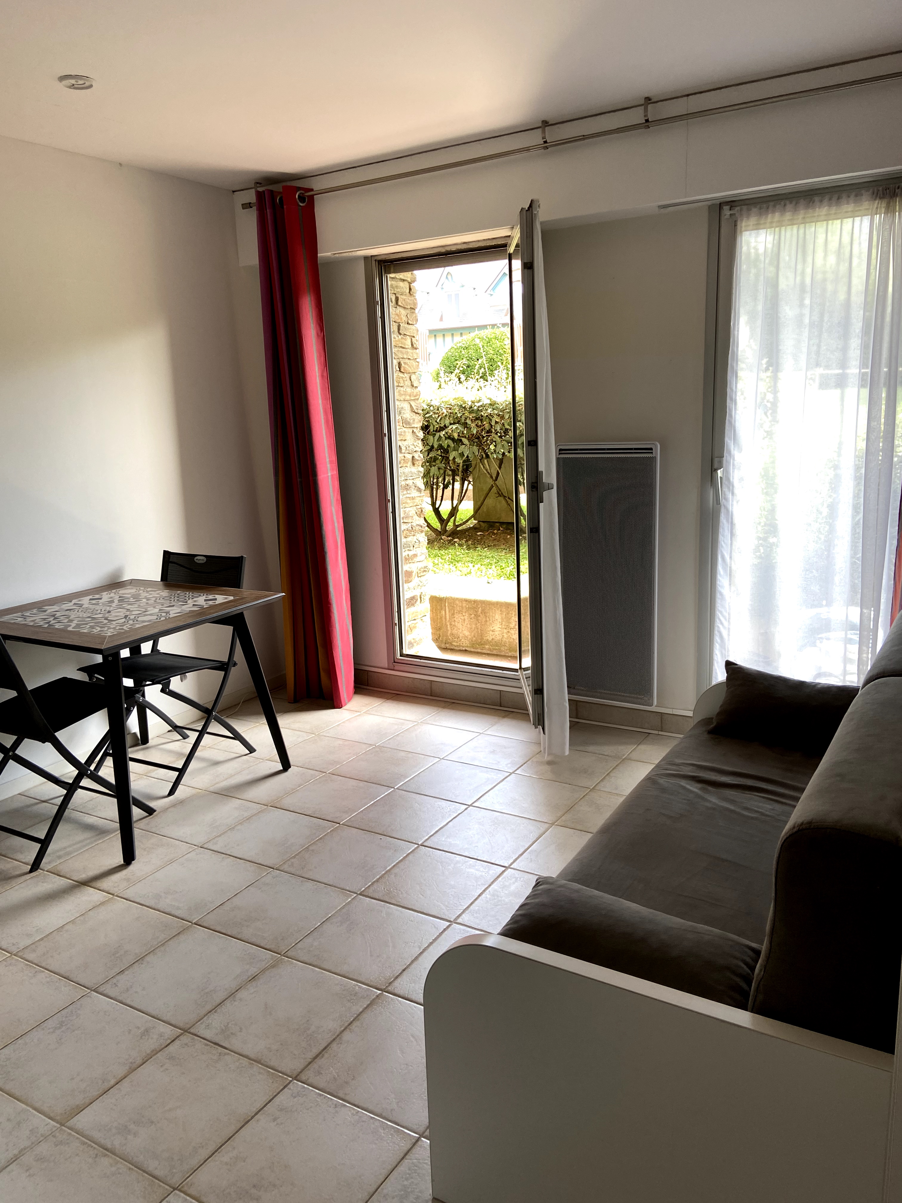 Beachfront apartment