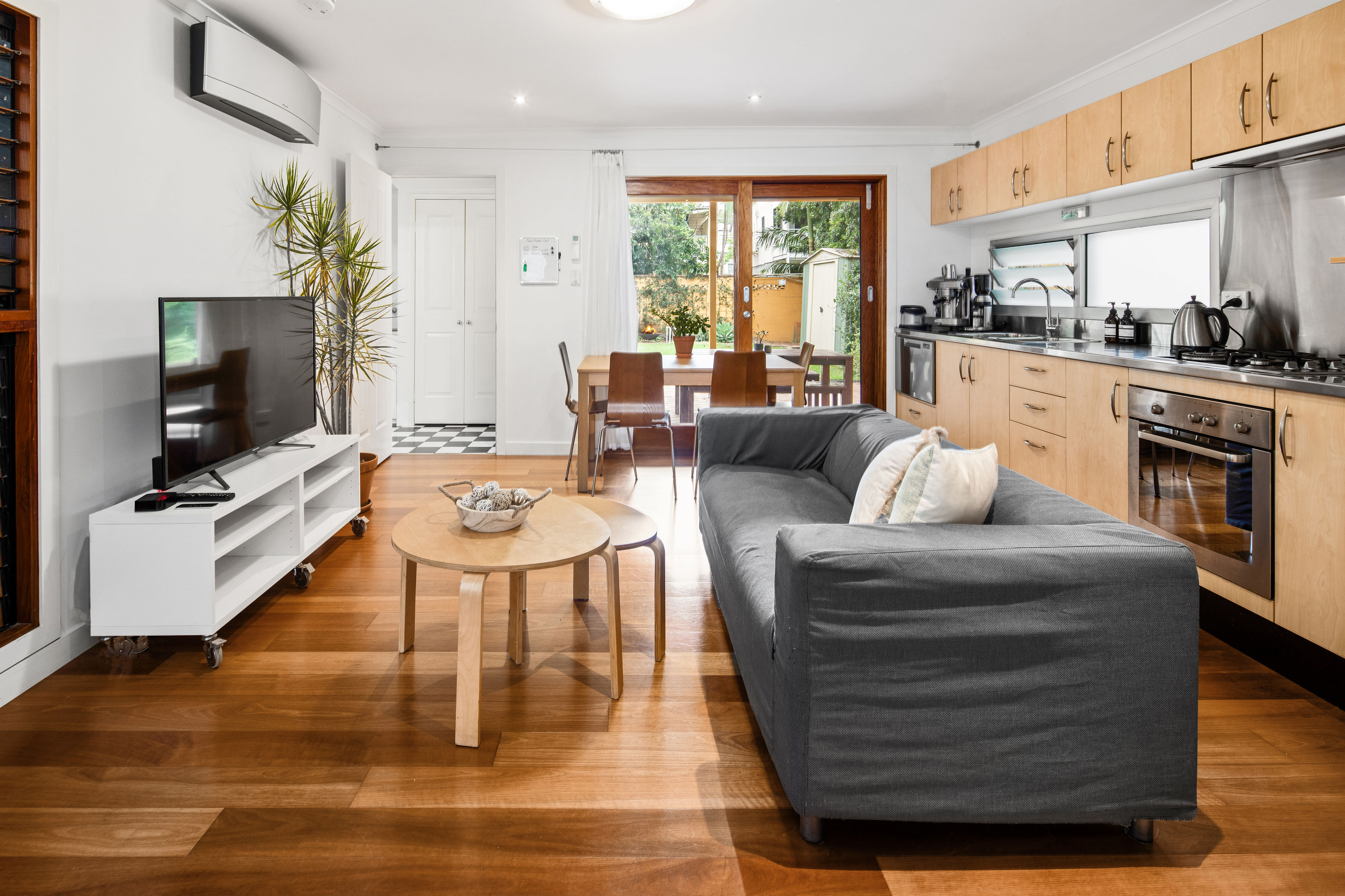 Comfy West End 2BR with Private Garden in West End, Brisbane