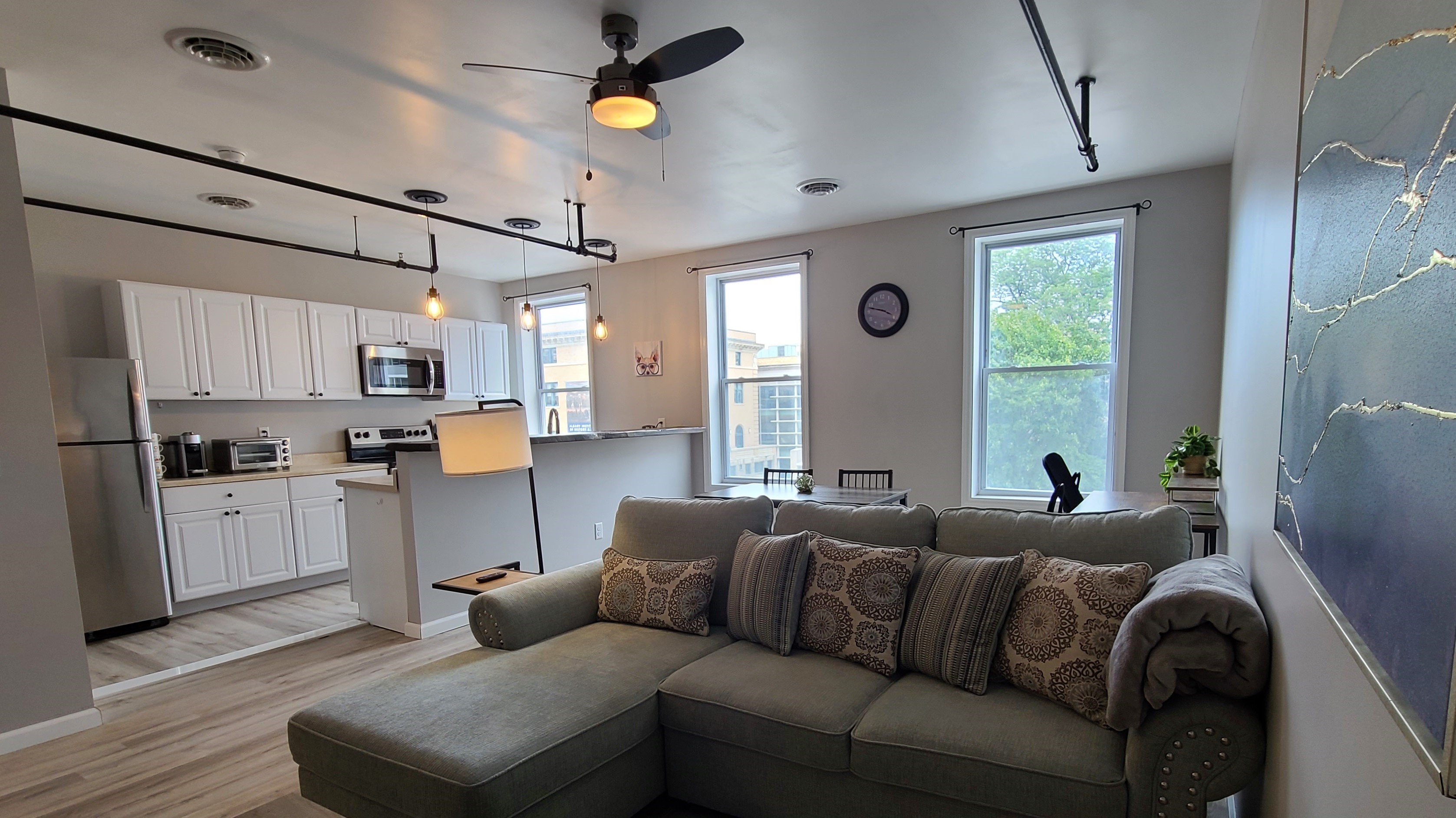 Modern 1BR in a great location in THIRD WARD, Albany