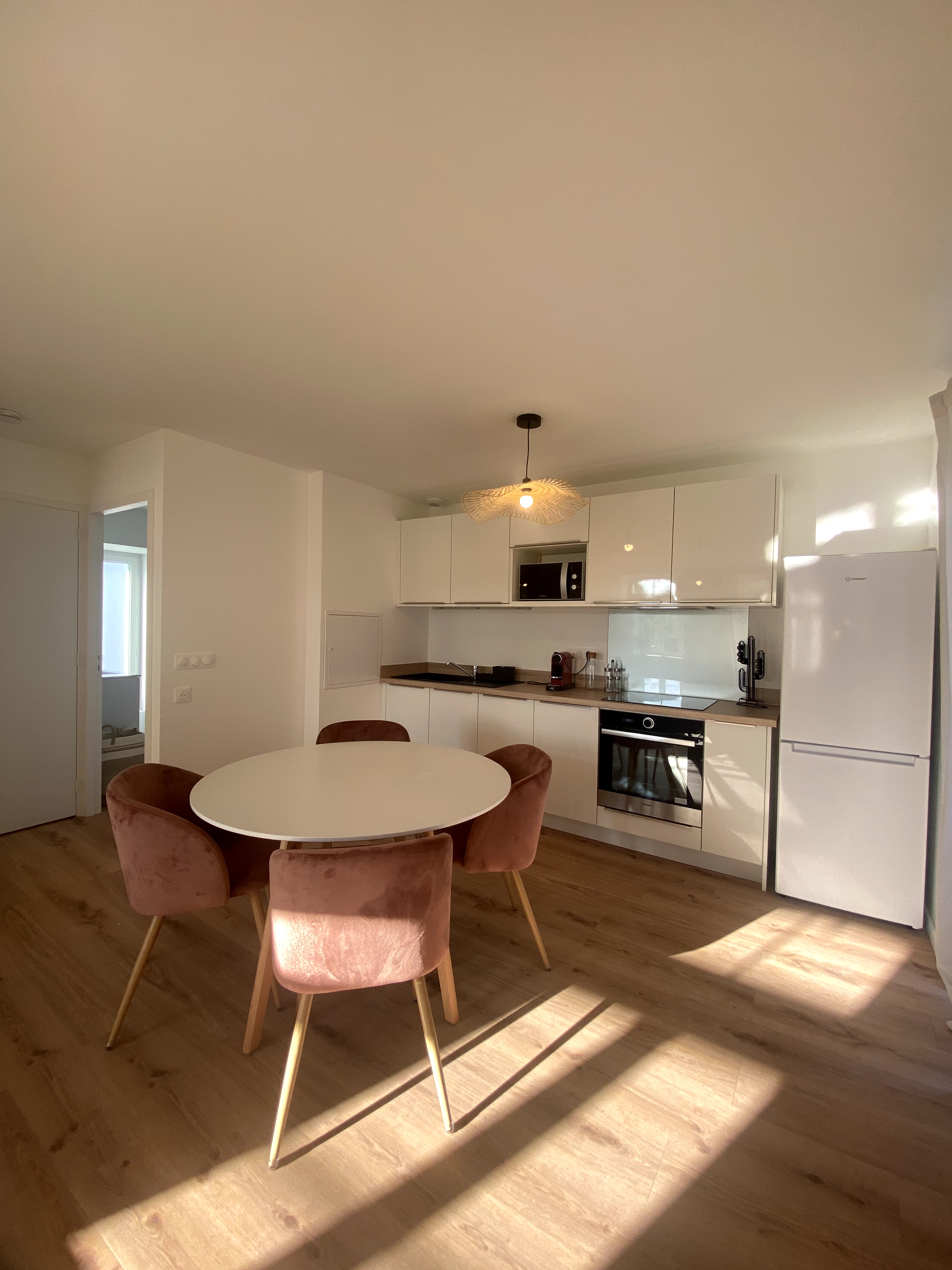 Charming new T2 with terrace