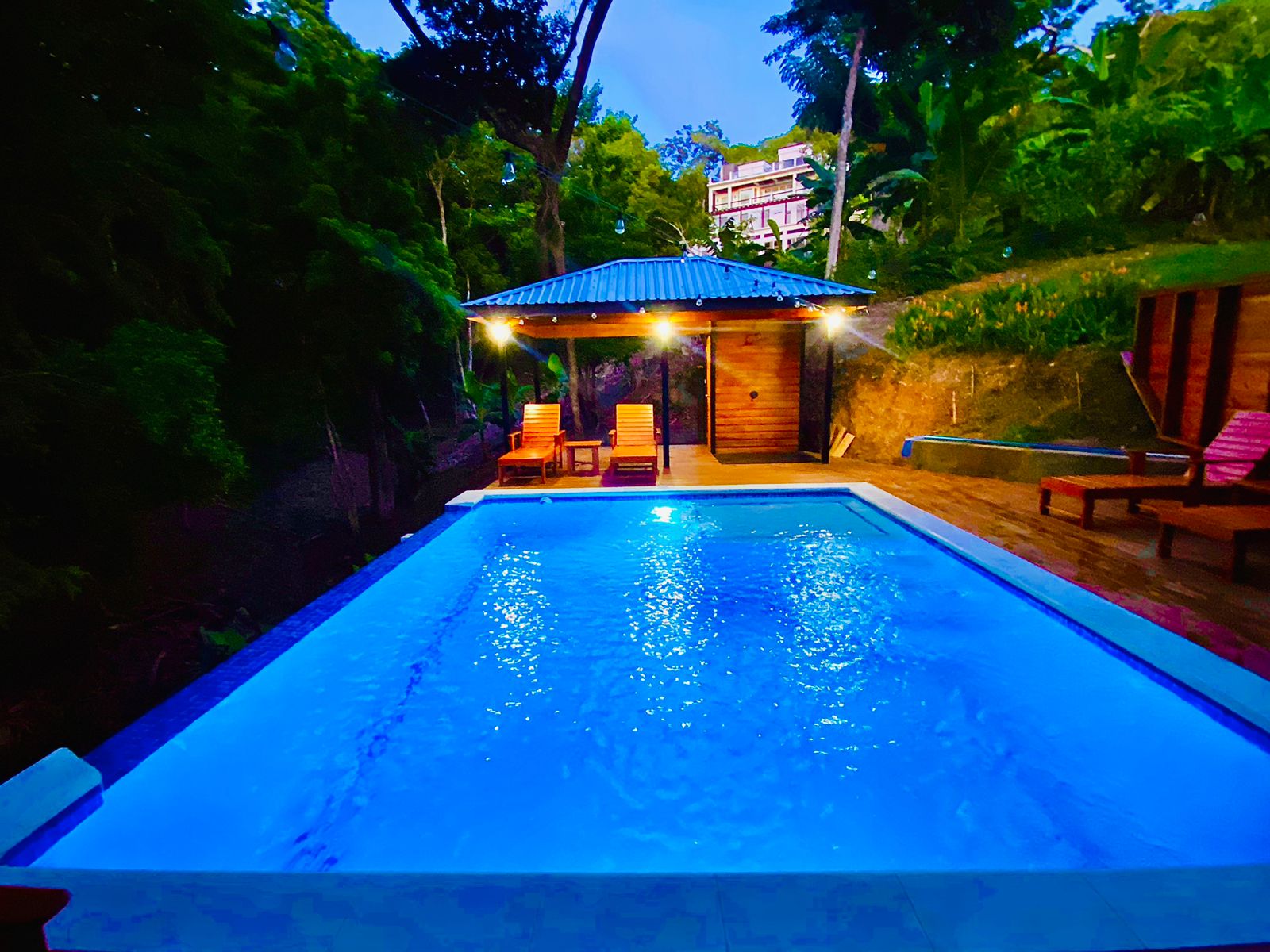 Entire Home Casa Granja West Bay