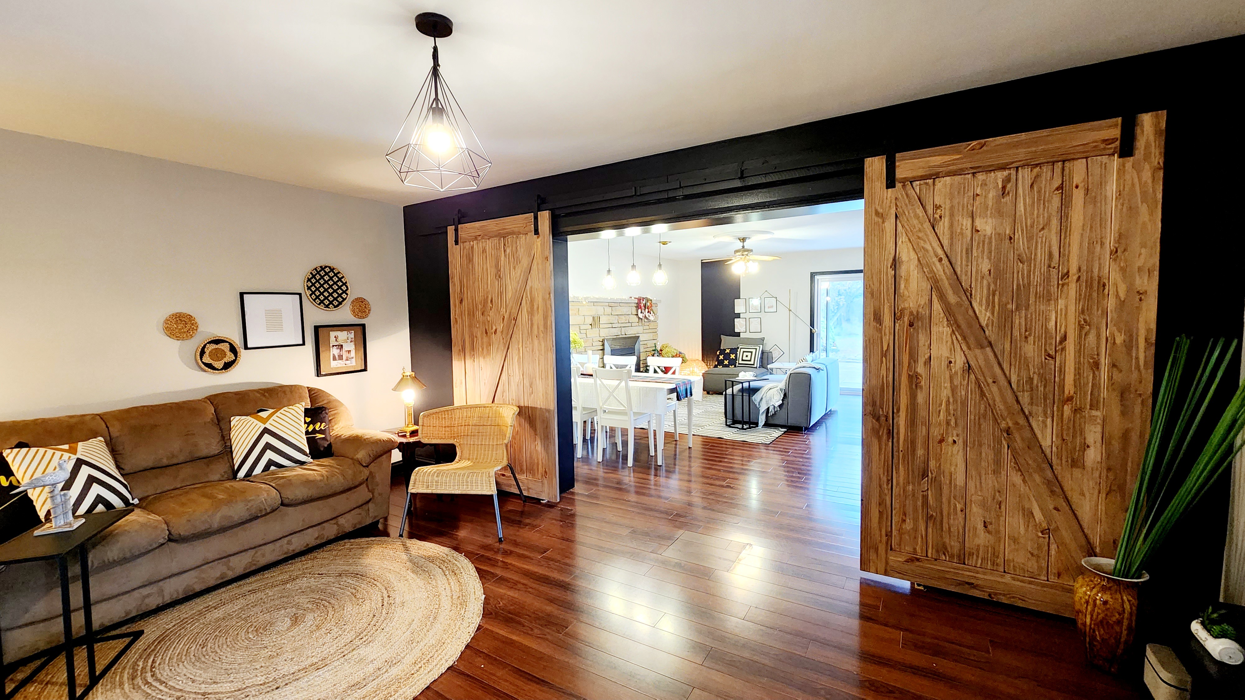 Pebble's Lakehouse