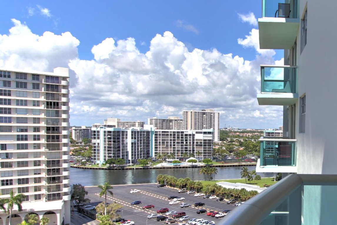 Miami Hollywood bay view high-rise condo — rentals in Hollywood, Broward County