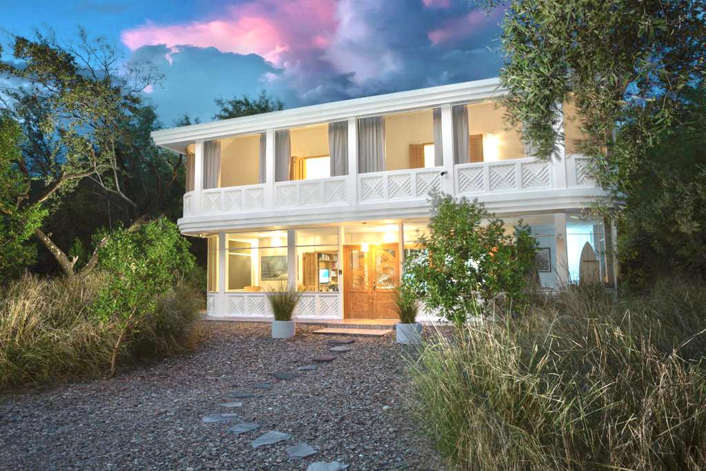 The Beach House - Surf Retreat