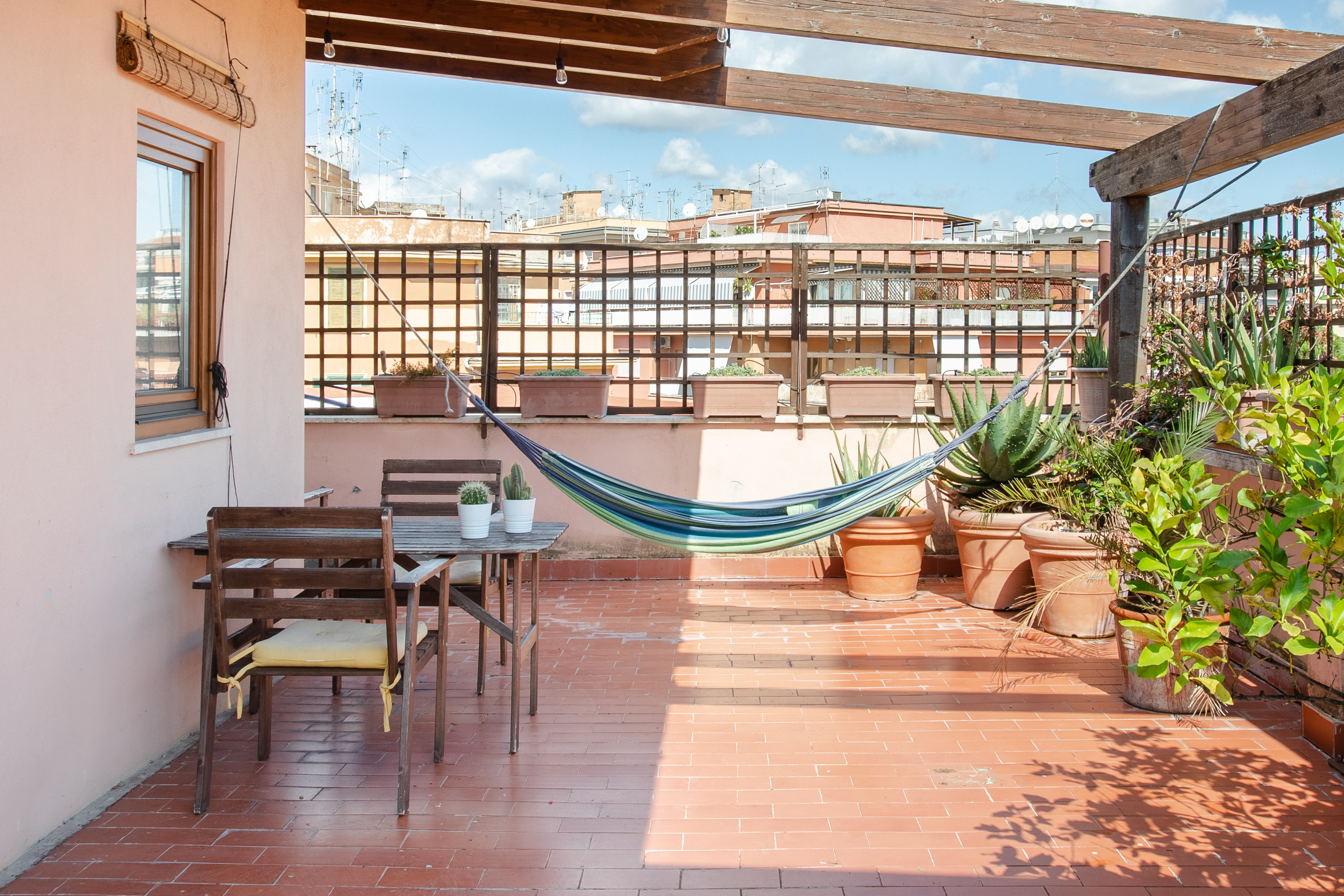 Mini House - Huge Terrace with Hammock