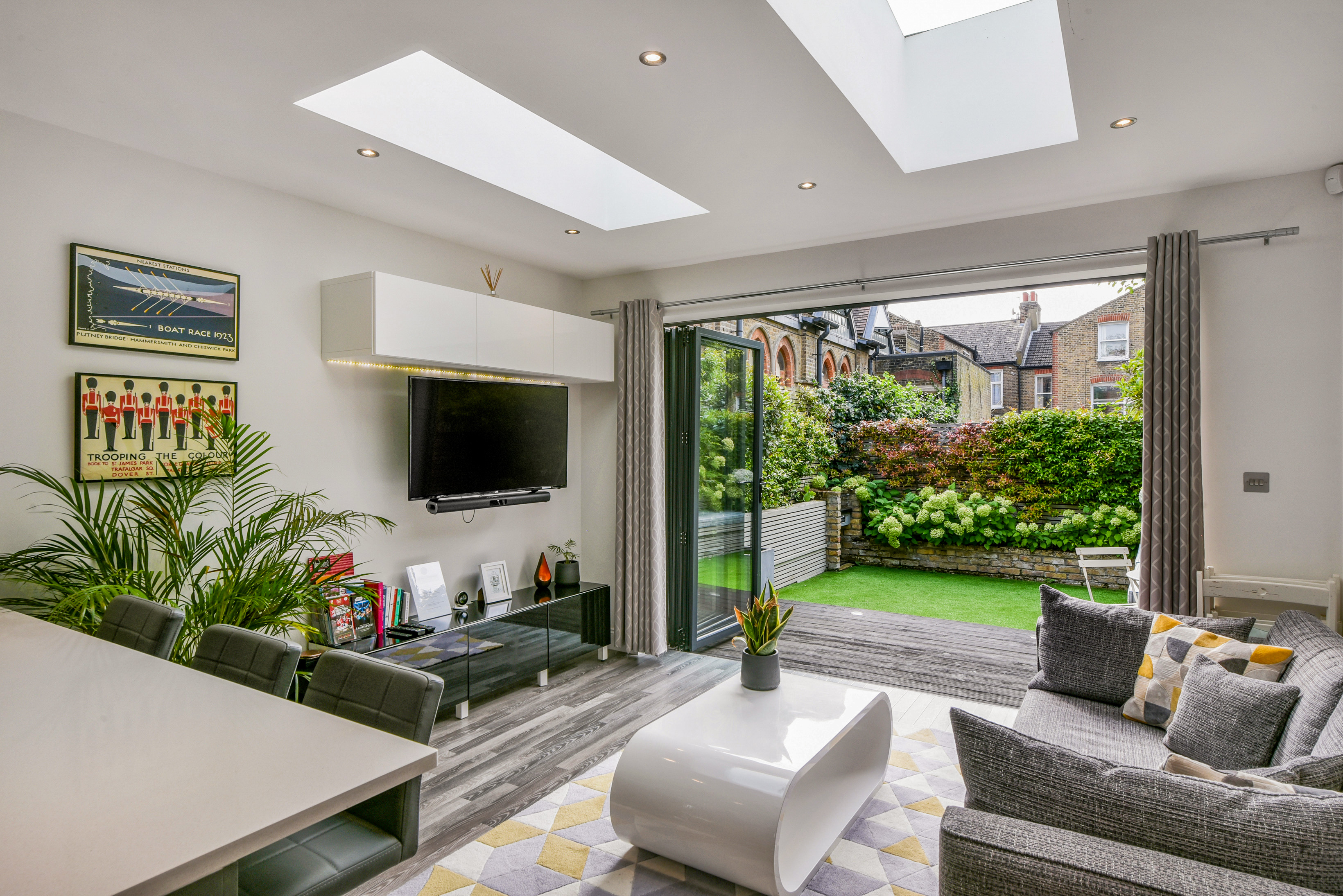 Fabulous, Contemporary Garden Apartment in Balham