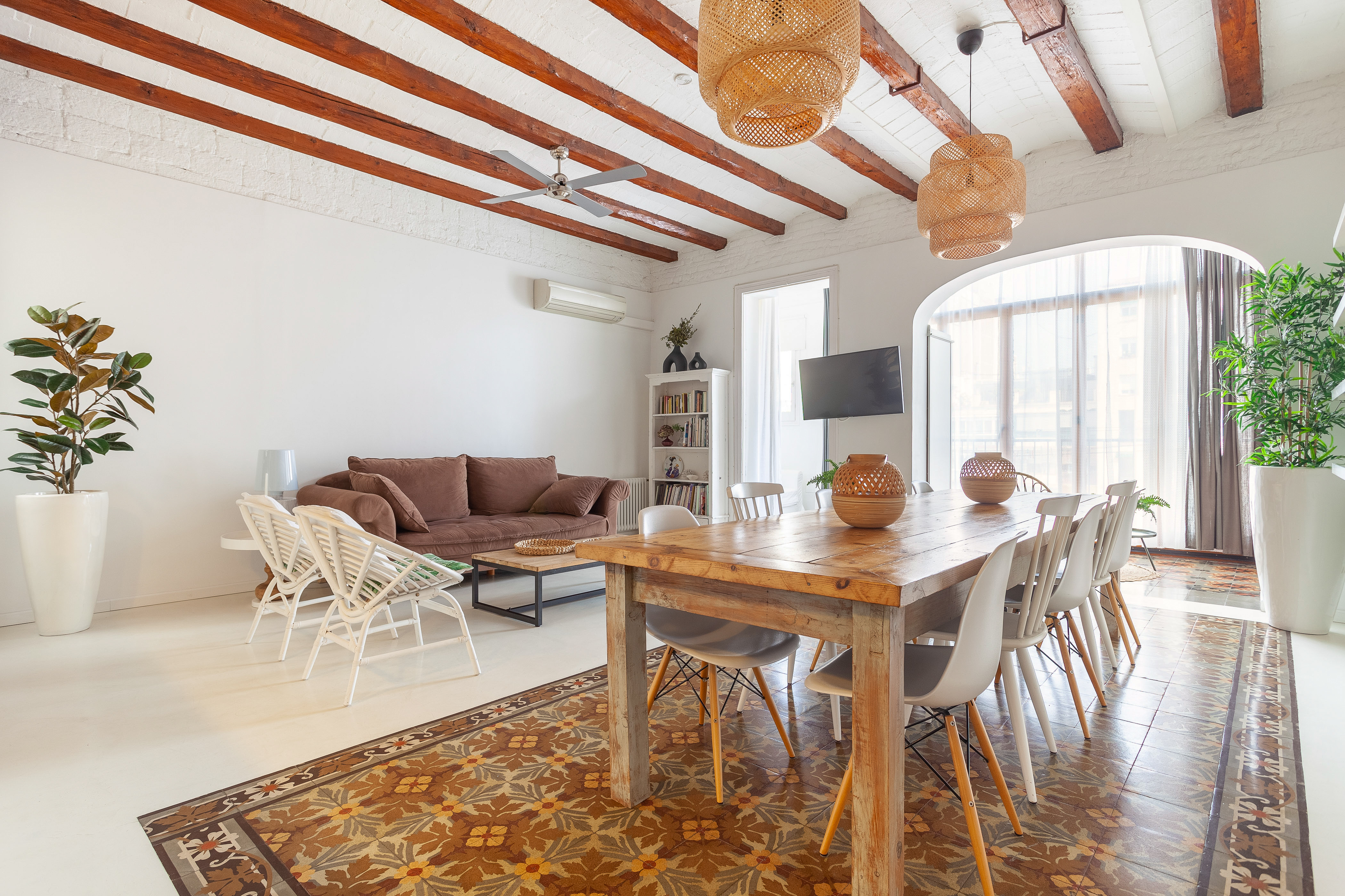 CHARMING, VERY SPACIOUS & BEST LOCATED
