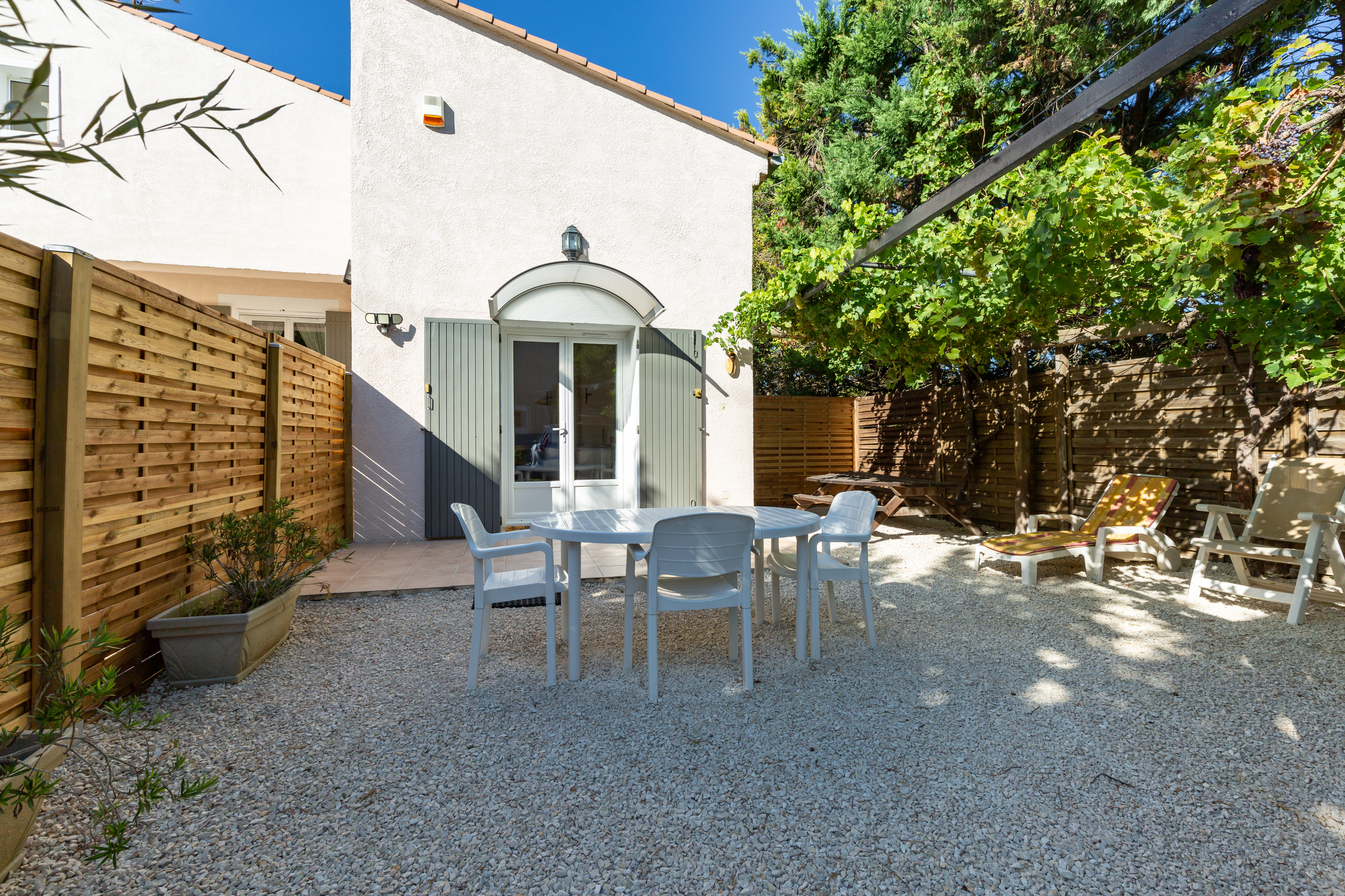 Studio in the countryside 4 min from Isle sur la Sorgue