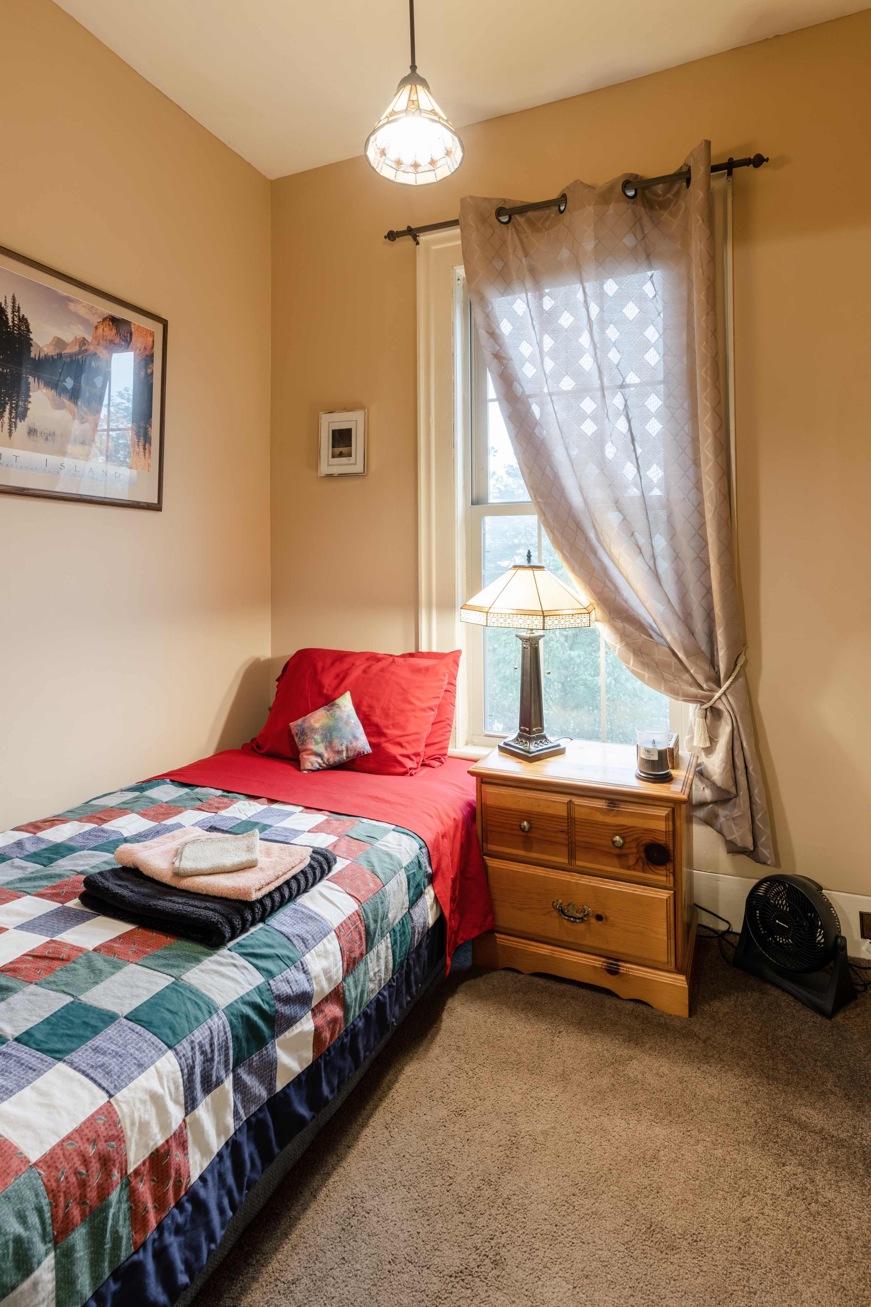 Inspiration House: cozy art & meditation retreat - Houses for Rent