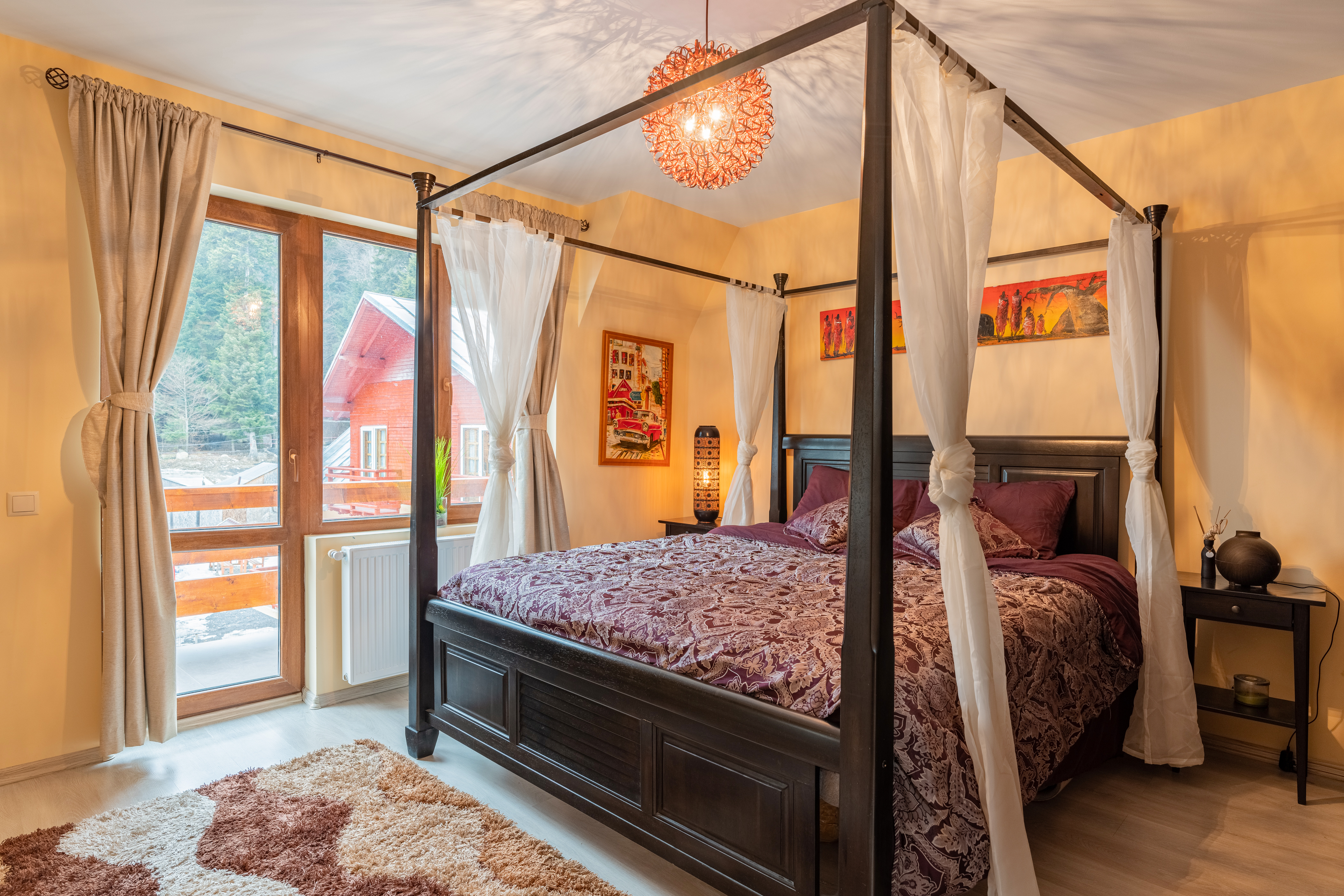Spacious One-Bed Flat with Stunning Mountain Views