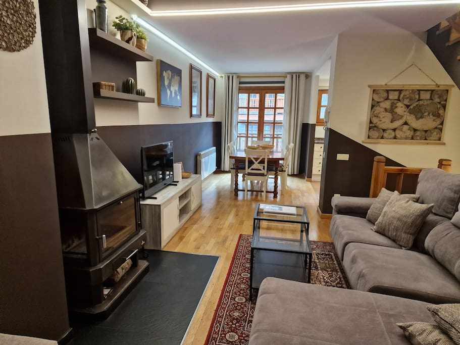 Cozy penthouse downtown Canillo
