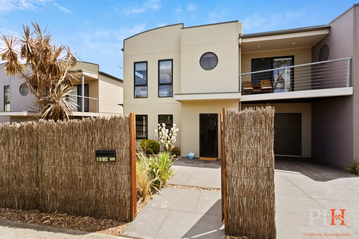Shearwater Home, Close to Beach