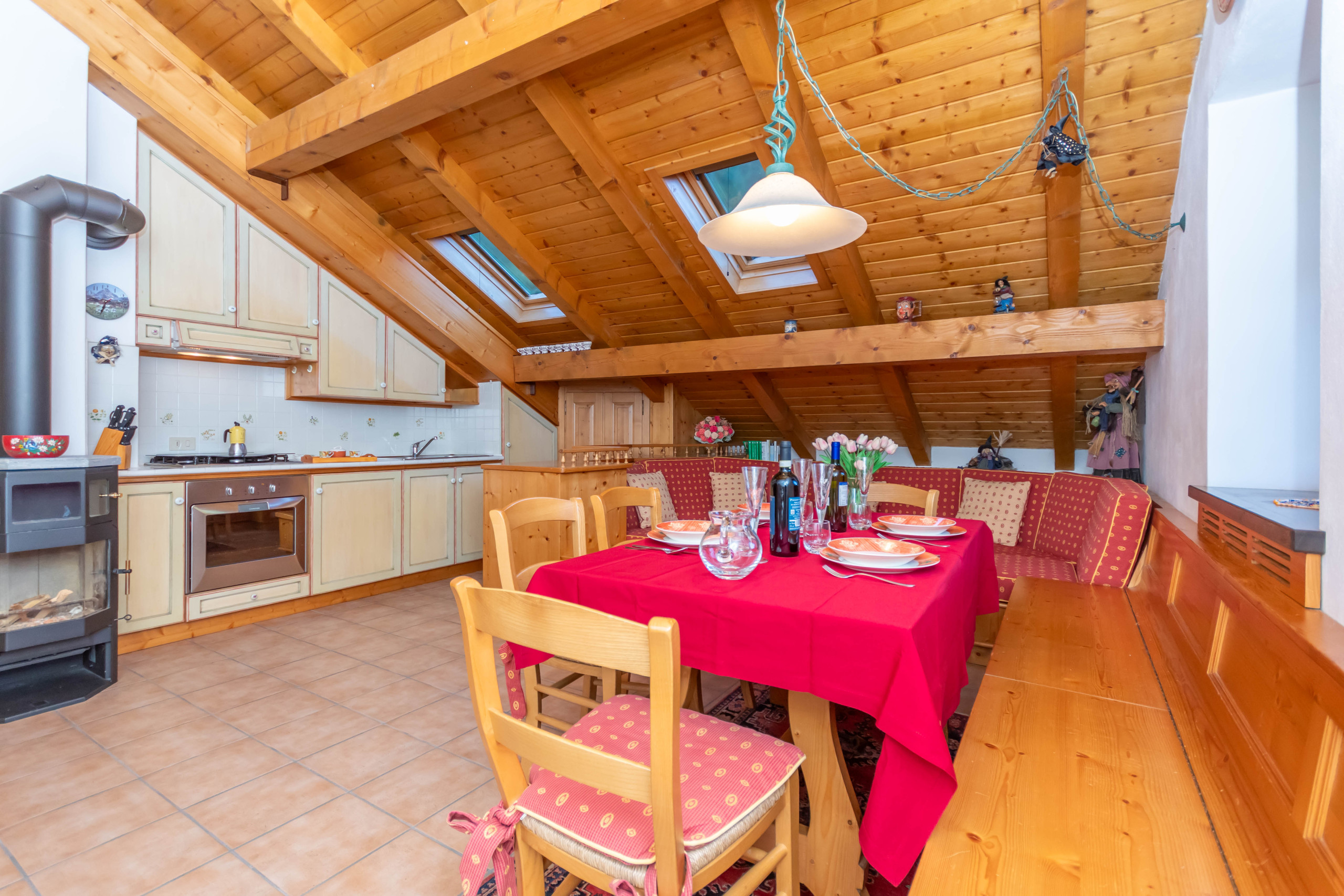 attic Lungolago