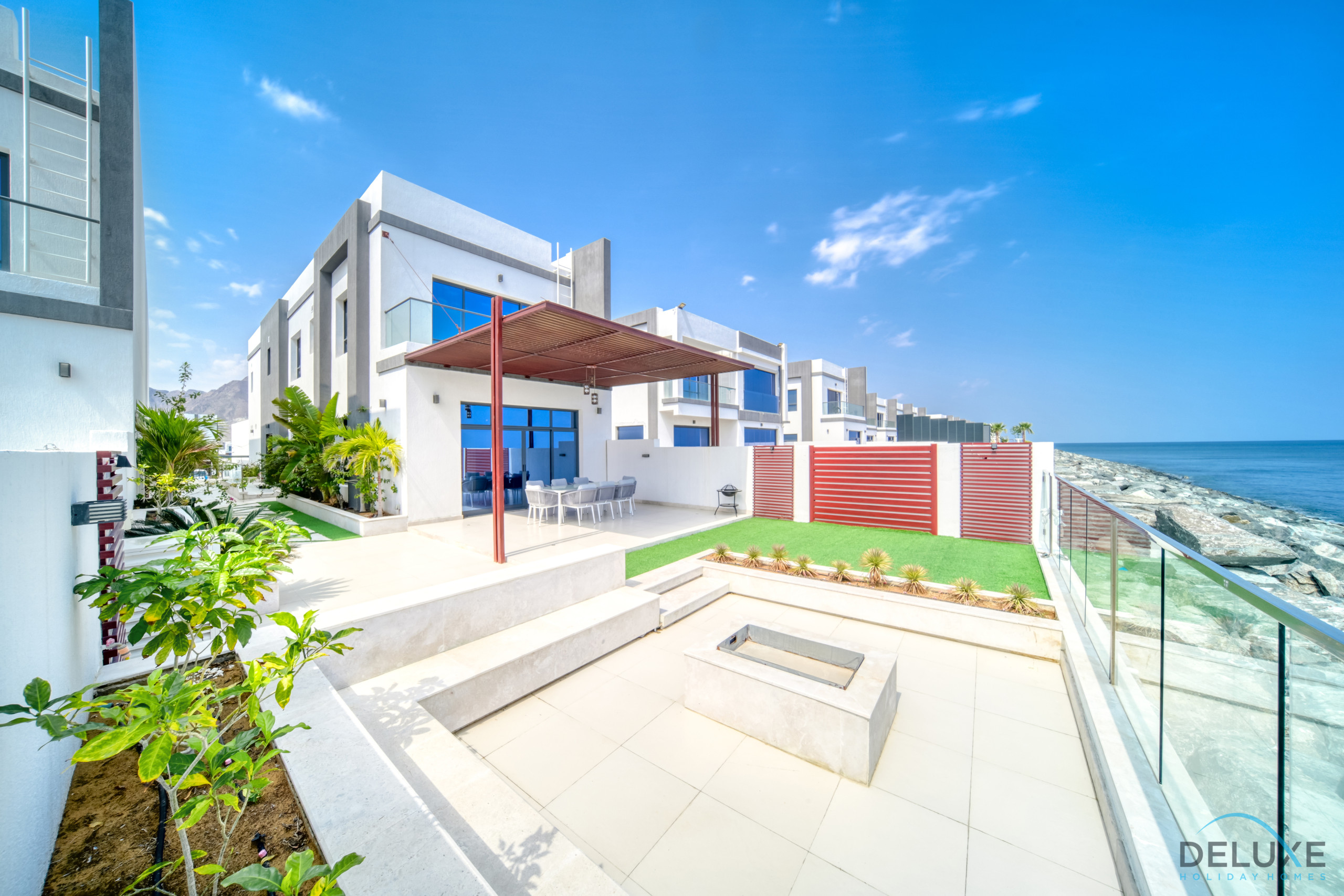 Lavish 4BR Villa w/ 2 Asst Rms, Al Dana Fujairah