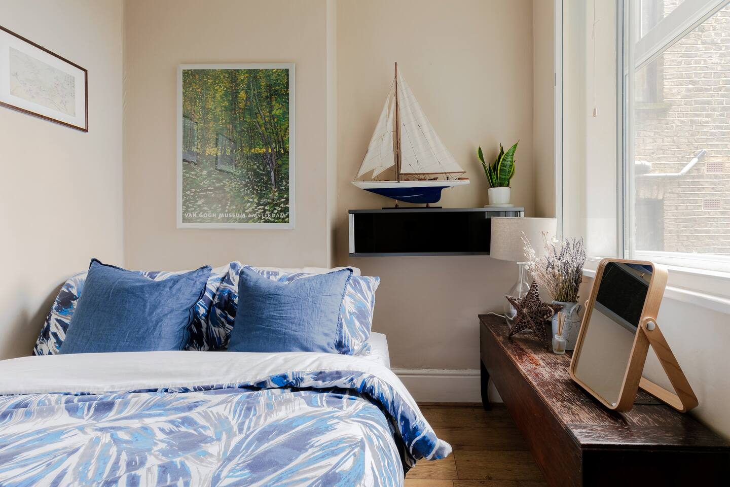 Artistic London Pied-à-Terre in Lambeth, London