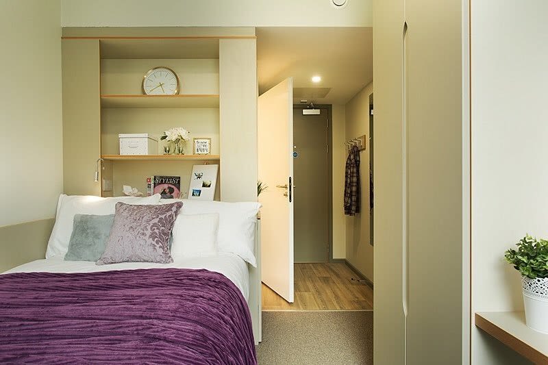 Comfortable Private Ensuite Room in Central Dublin