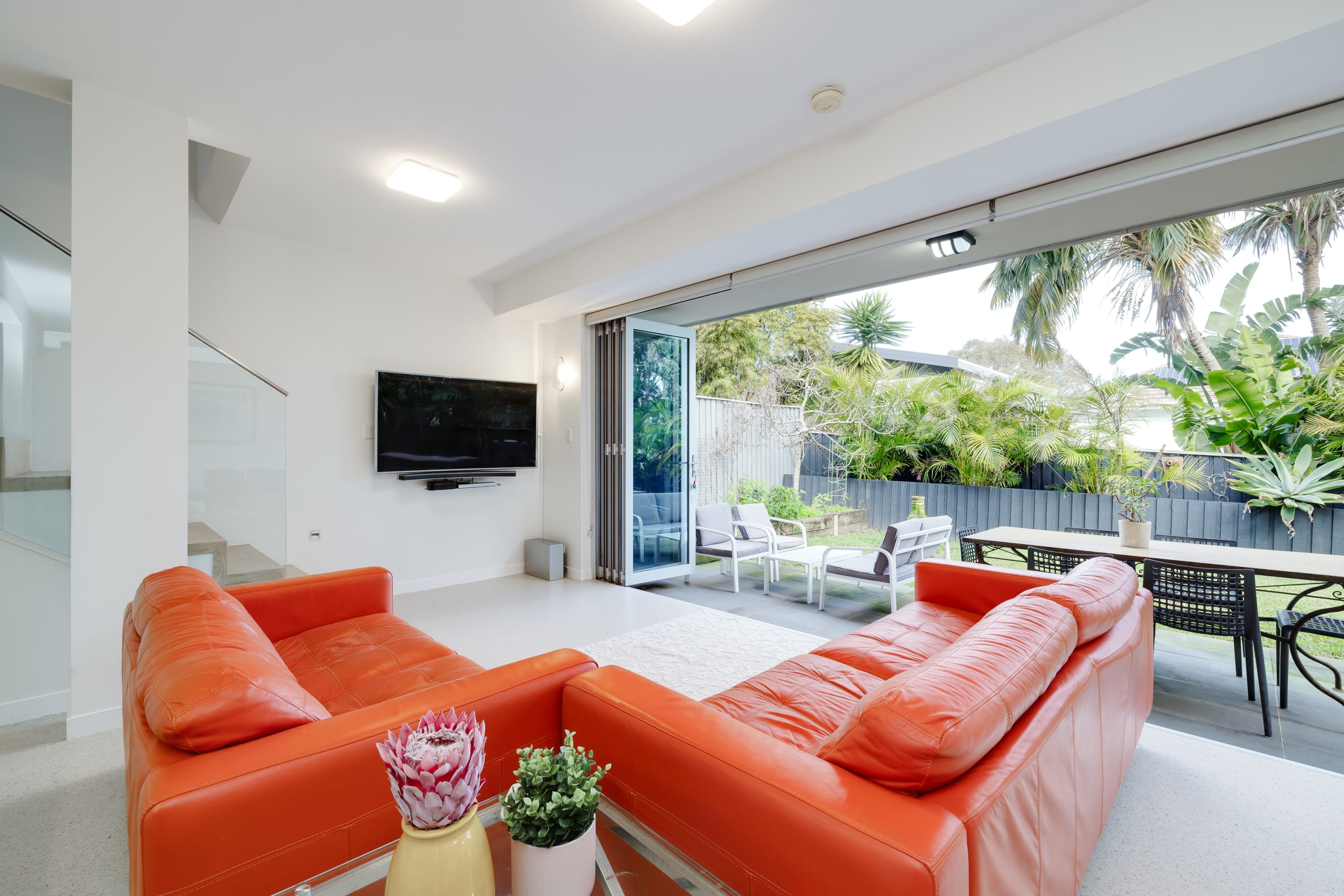 Bondi Holiday Home Garden Apartment in Waverley, Sydney