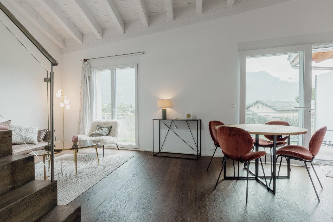 Wonderful central apartment with open views