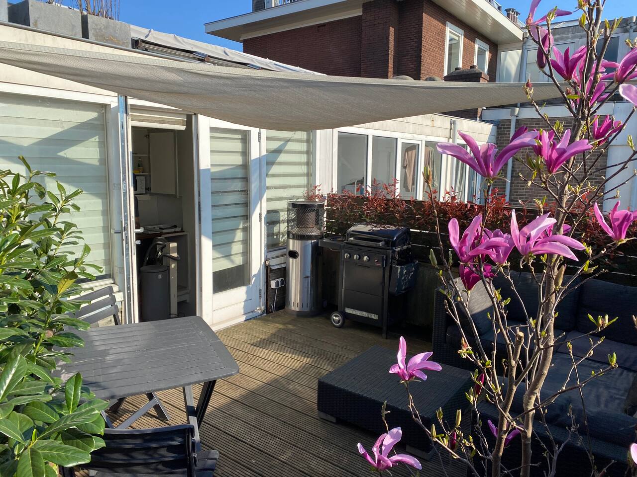 BEAUTIFUL Roof Terrace apartment!!!