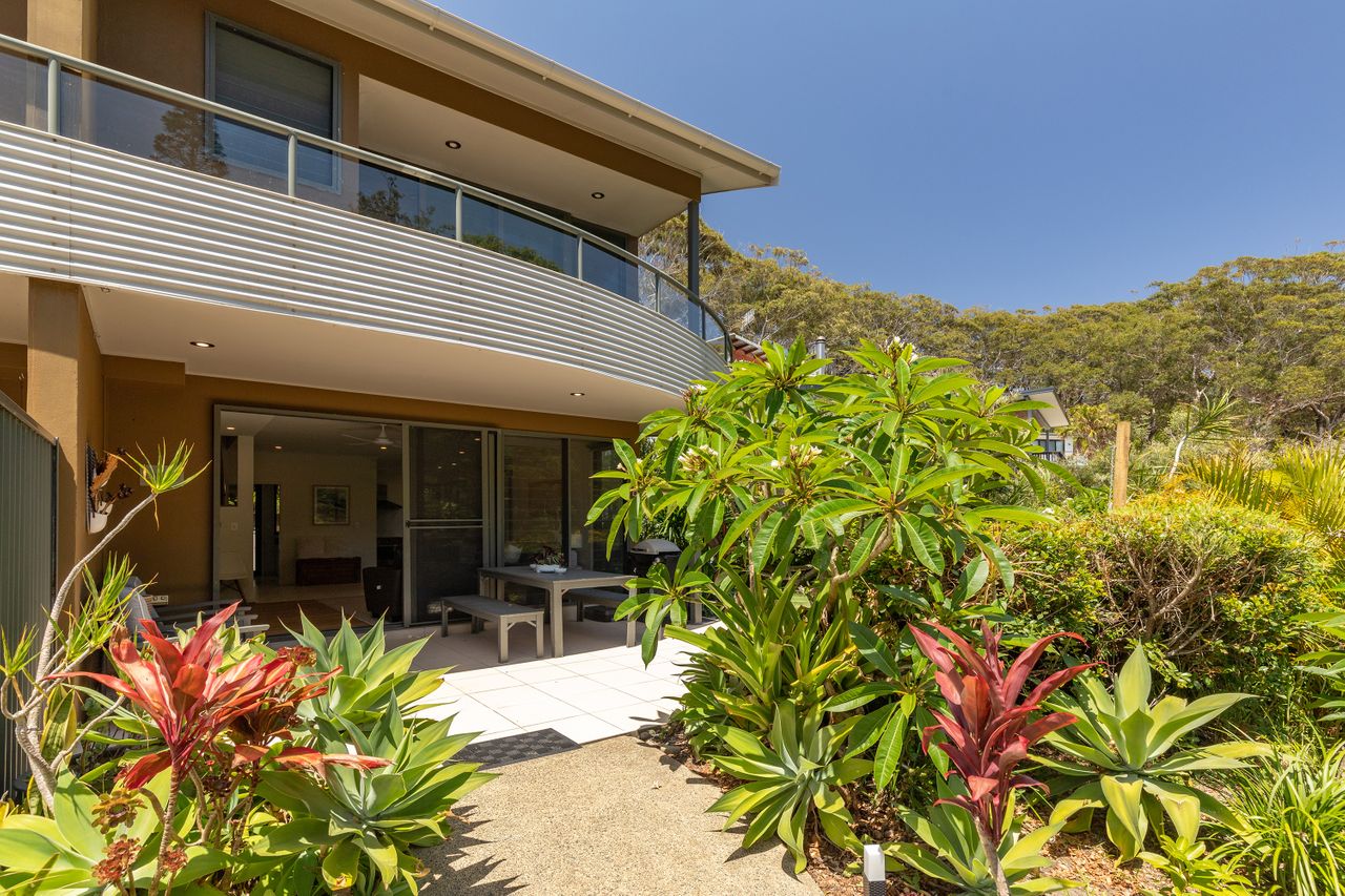 Boom 8 in Boomerang Beach in Mid-Coast, Mid North Coast